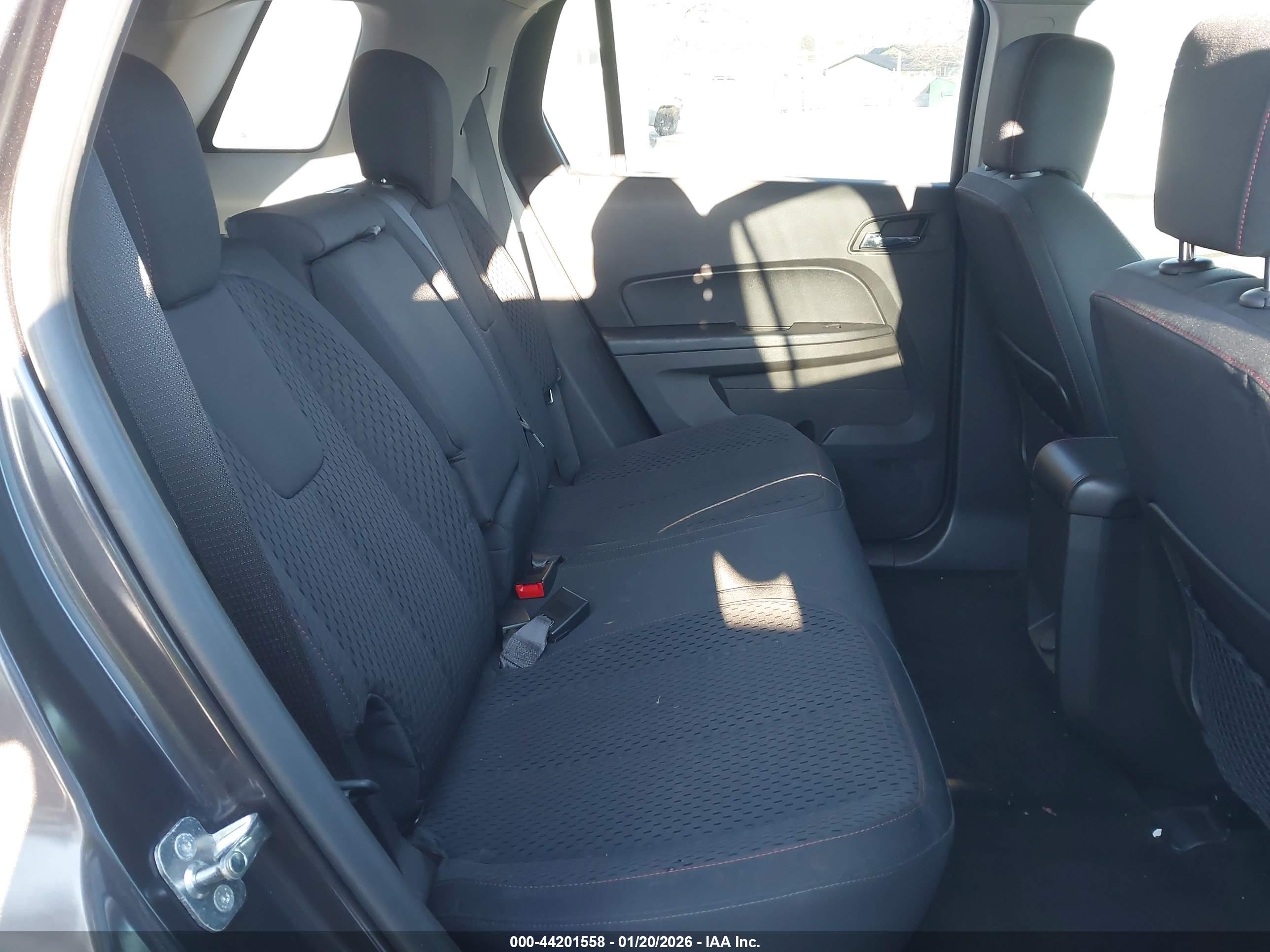 GMC TERRAIN image 8