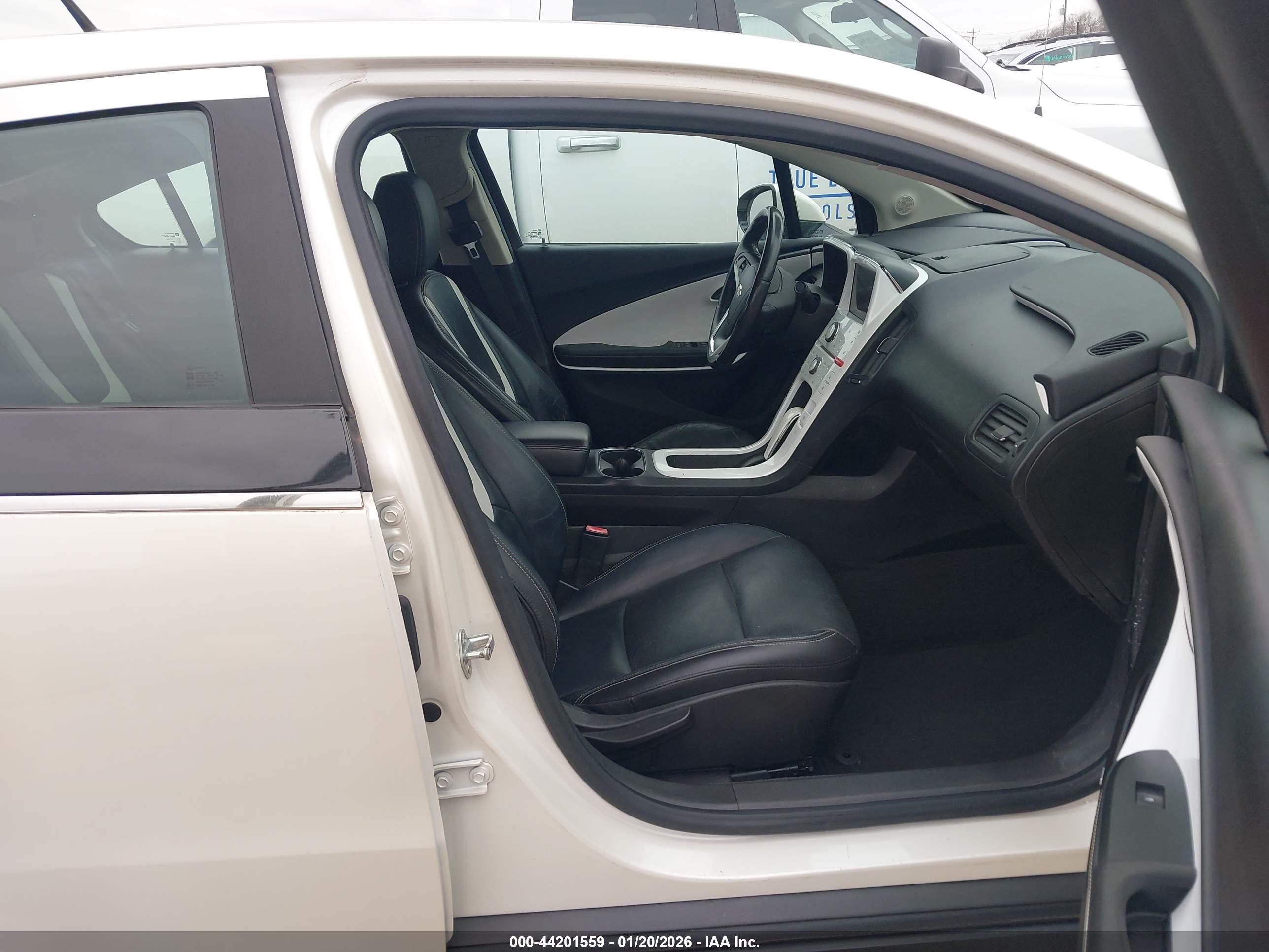 CHEVROLET VOLT image 5