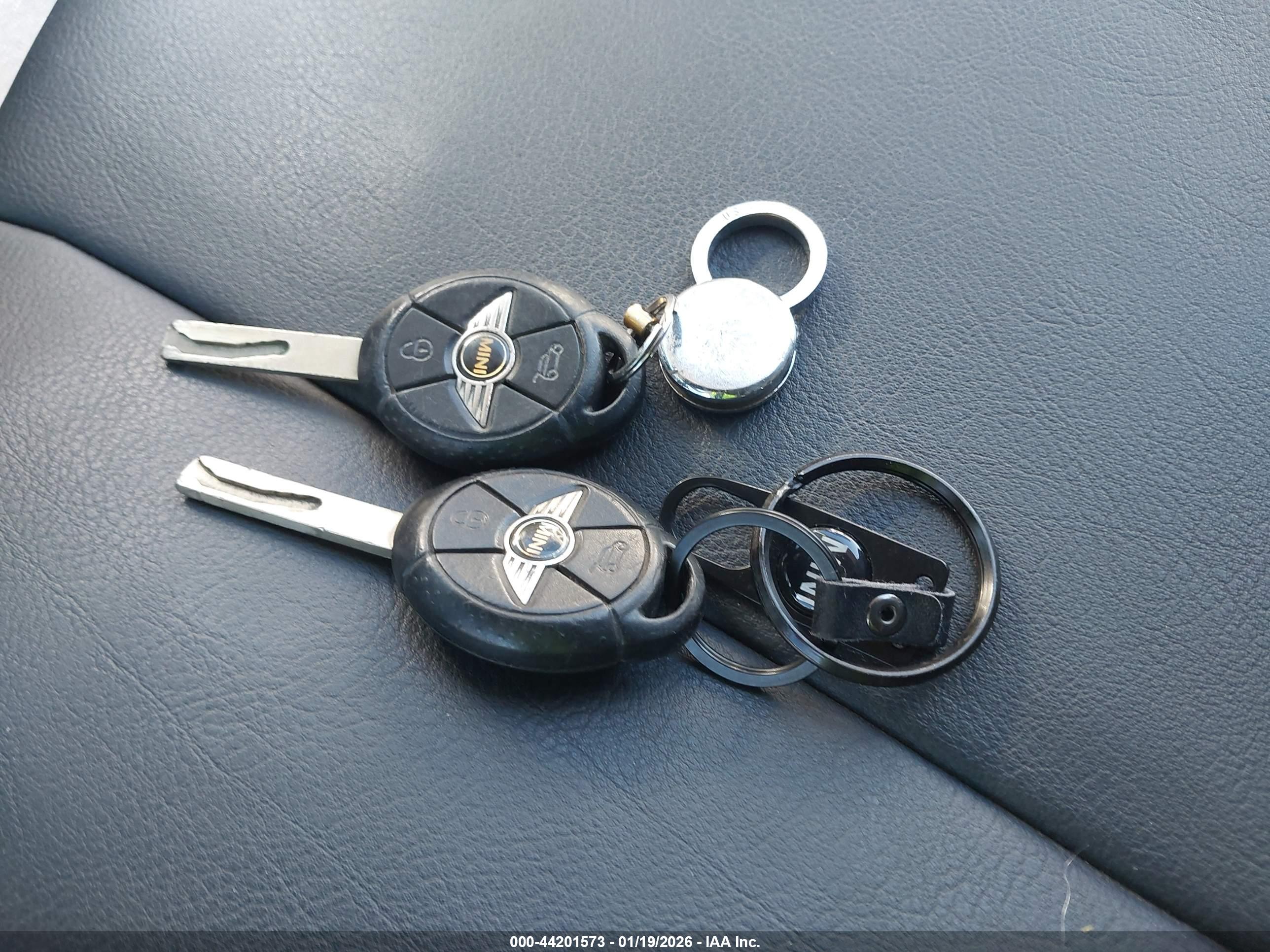 MINI COOPER image 11