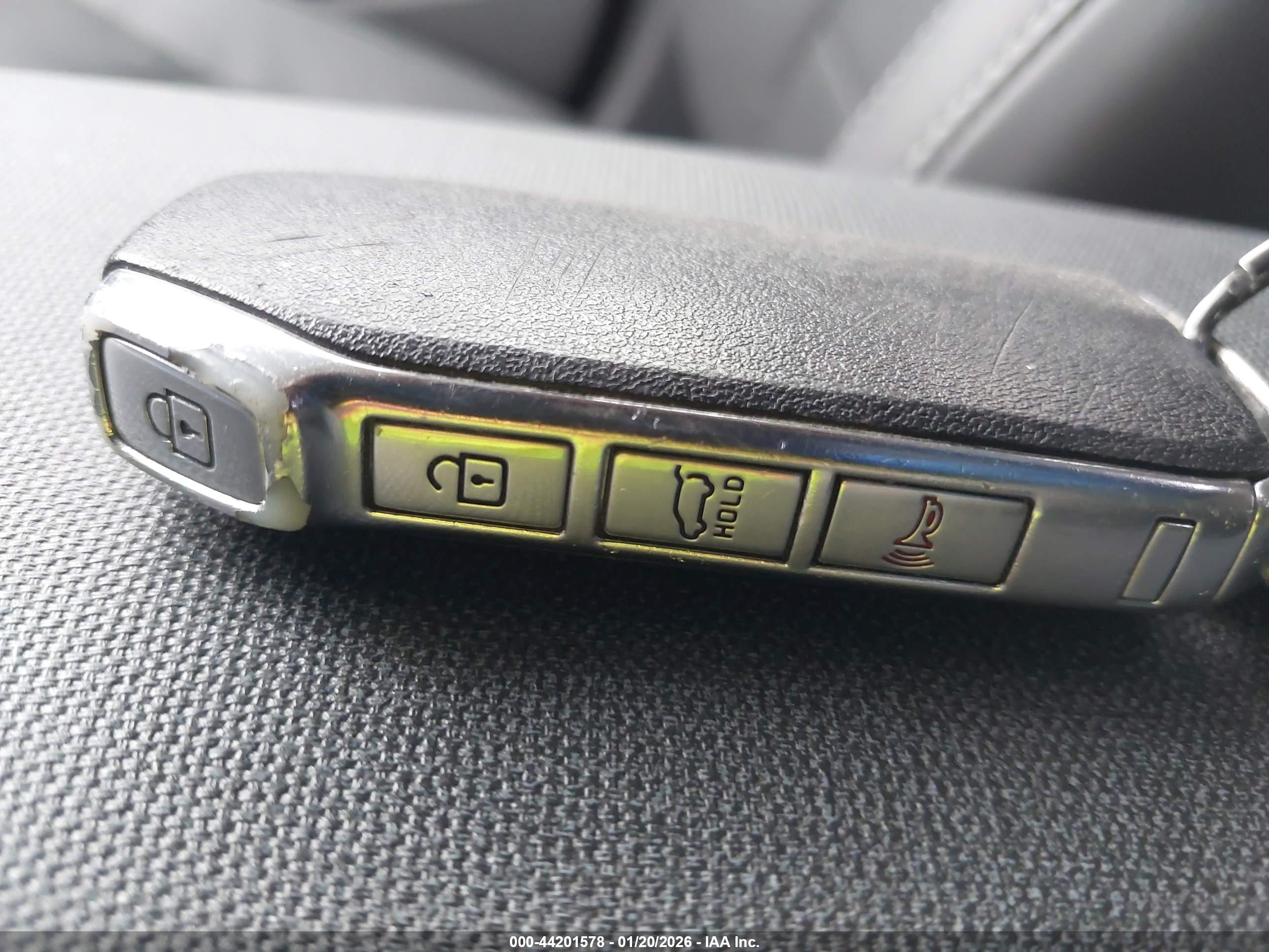 KIA EV6 image 11