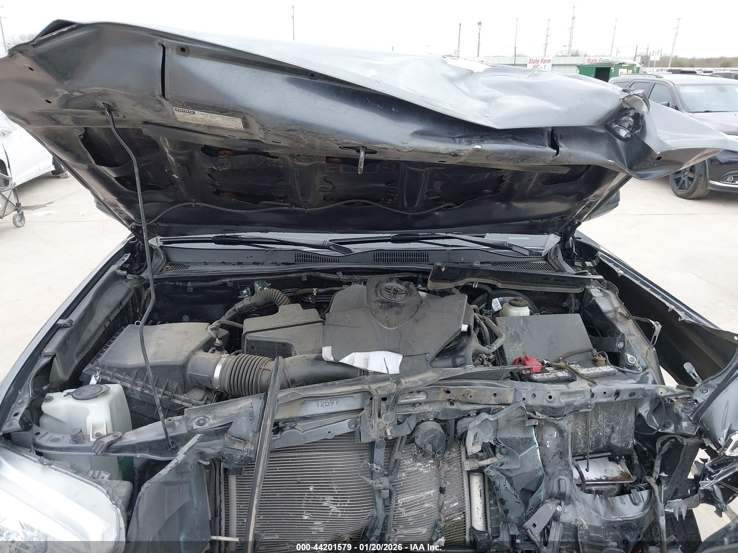 TOYOTA TACOMA image 10