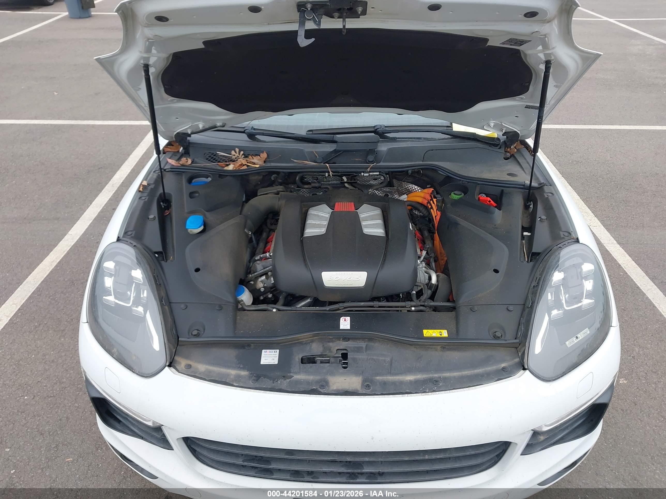 PORSCHE CAYENNE image 10