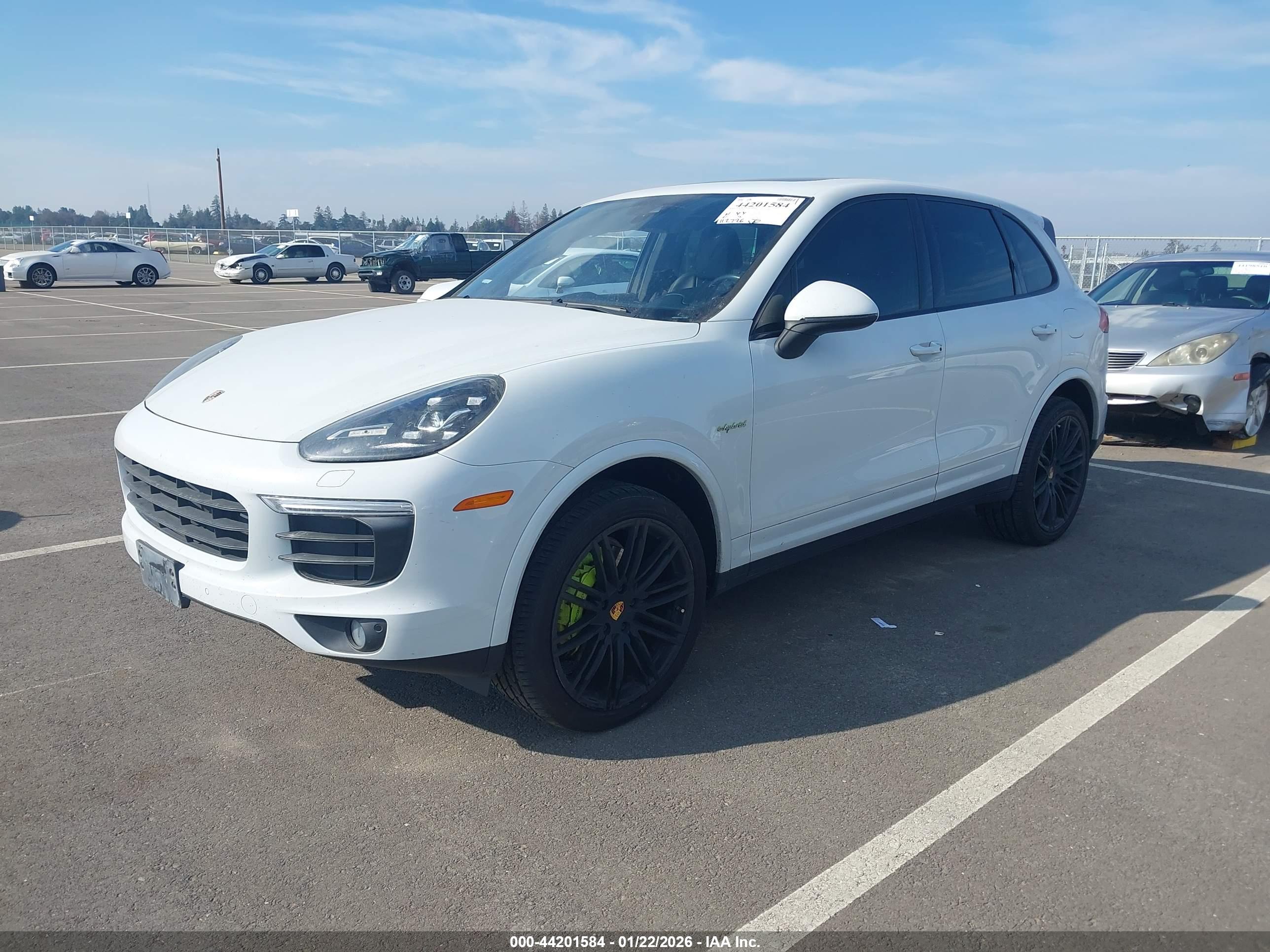 PORSCHE CAYENNE image 2