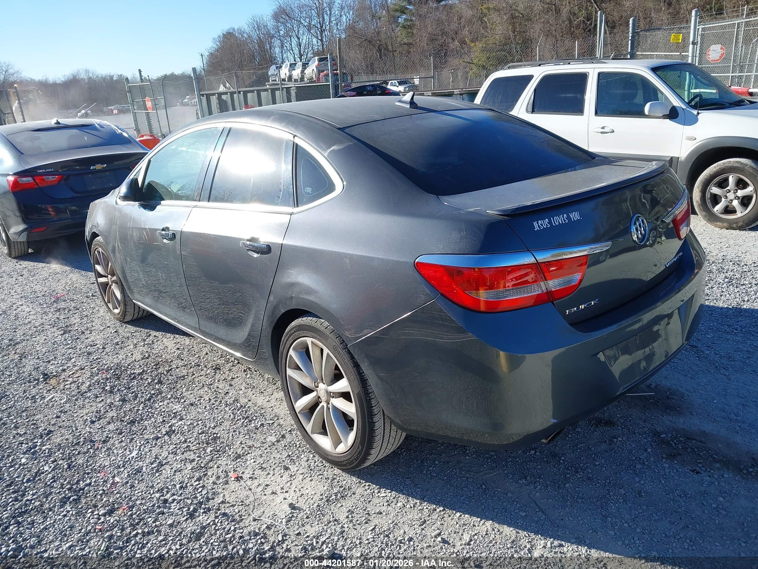 BUICK VERANO image 3