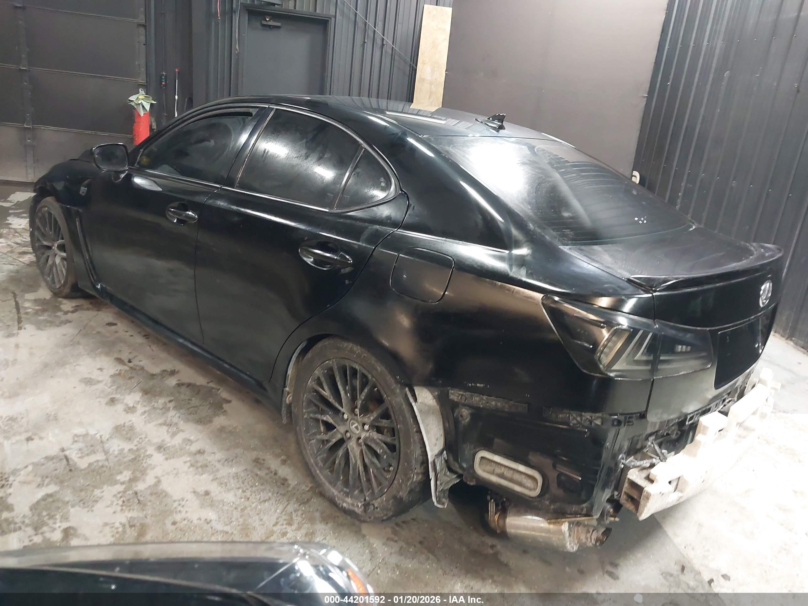 LEXUS IS image 3
