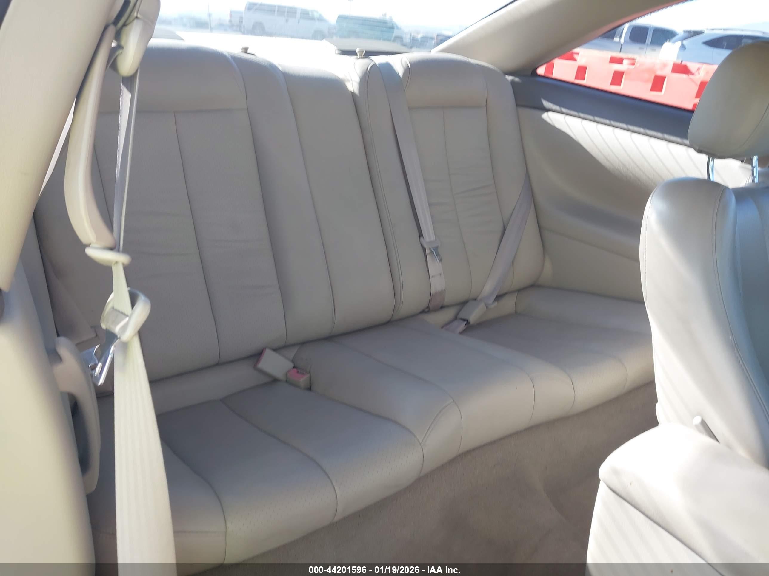 TOYOTA CAMRY image 8