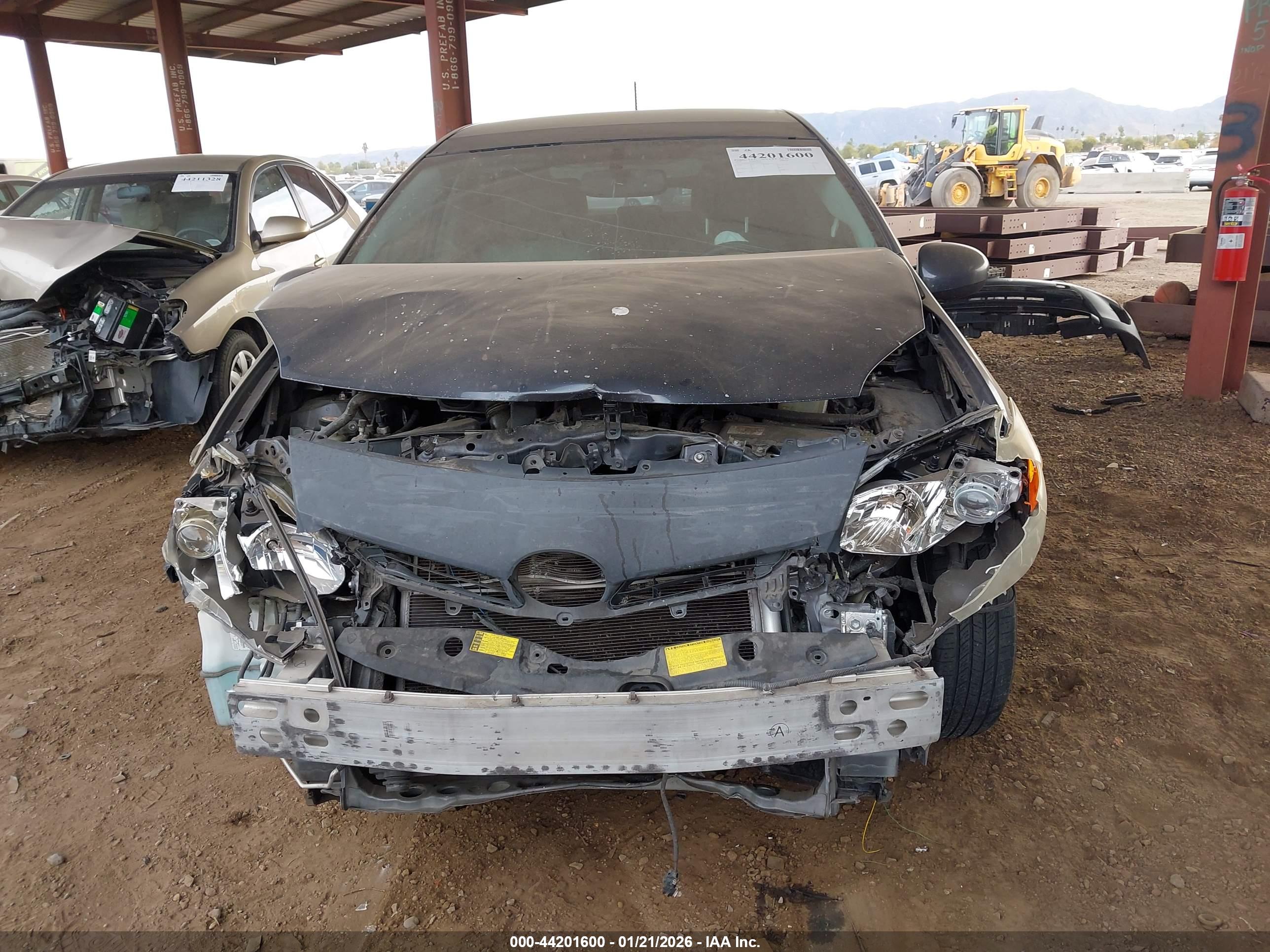 TOYOTA PRIUS image 6