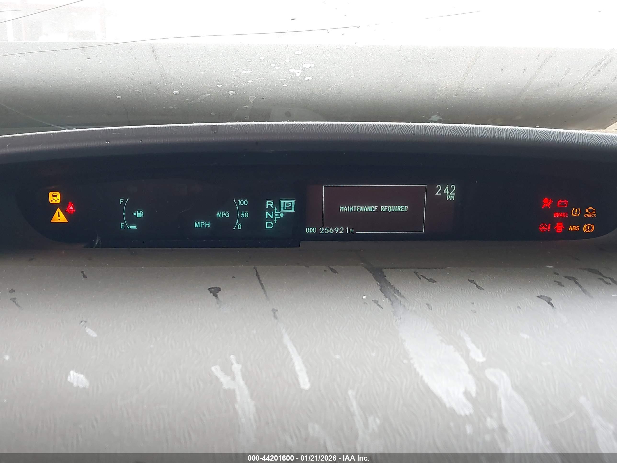 TOYOTA PRIUS image 7