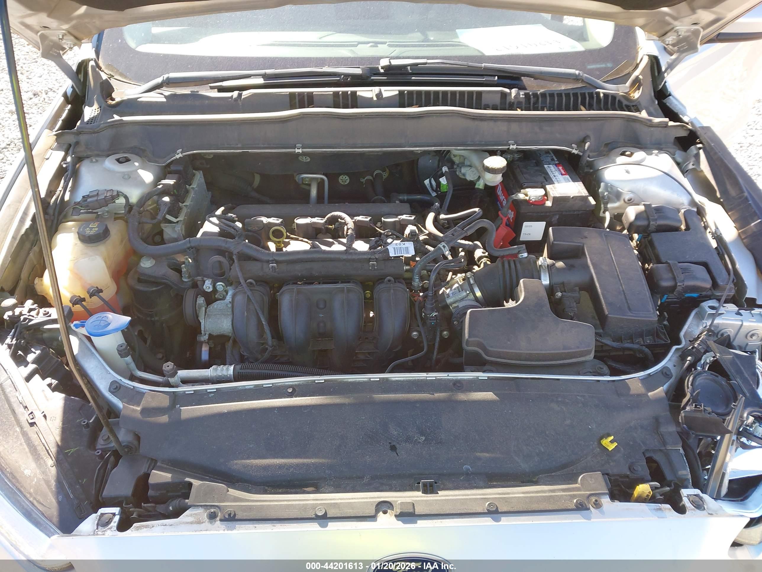 FORD FUSION image 10