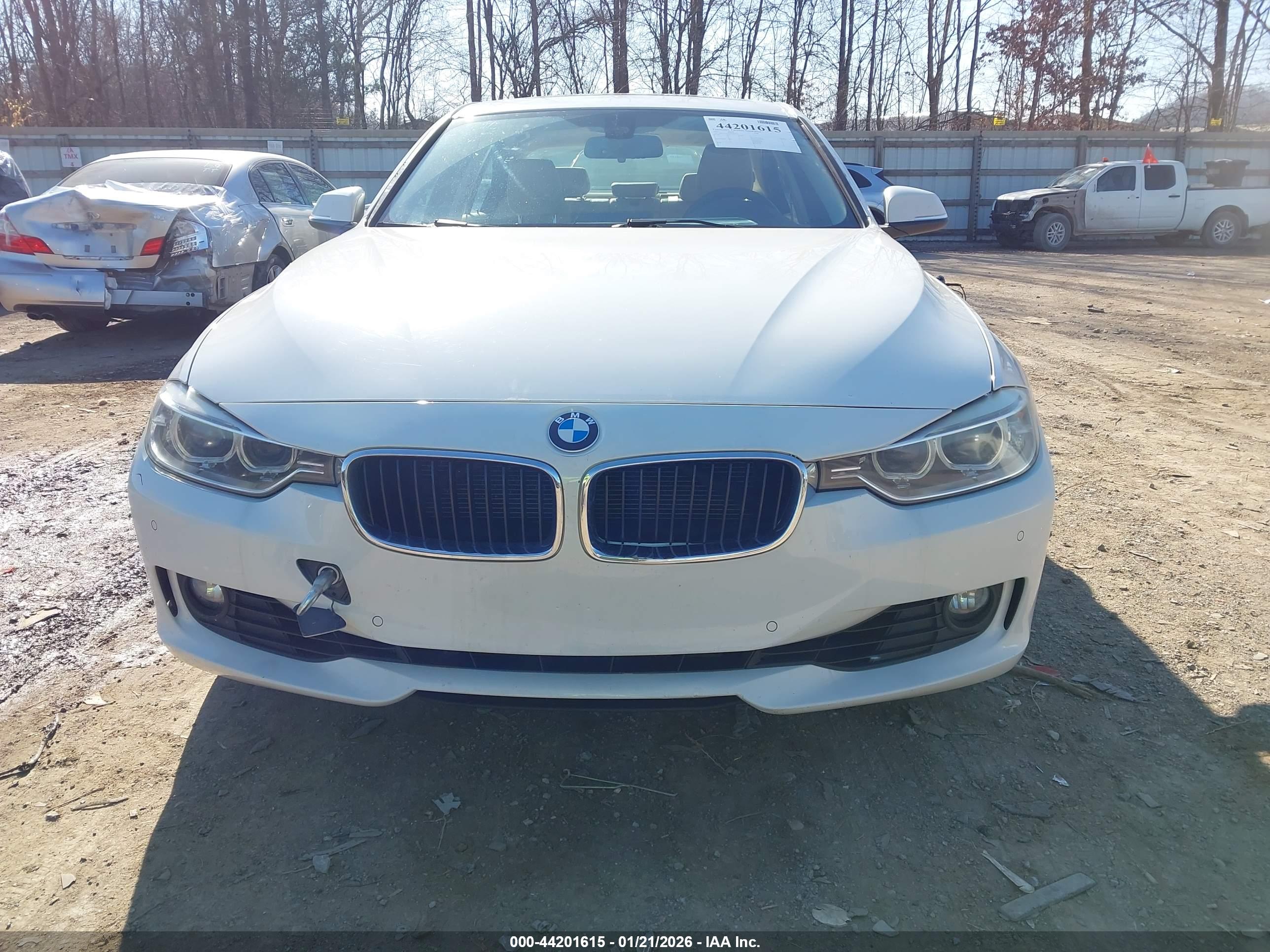 BMW 328I image 6