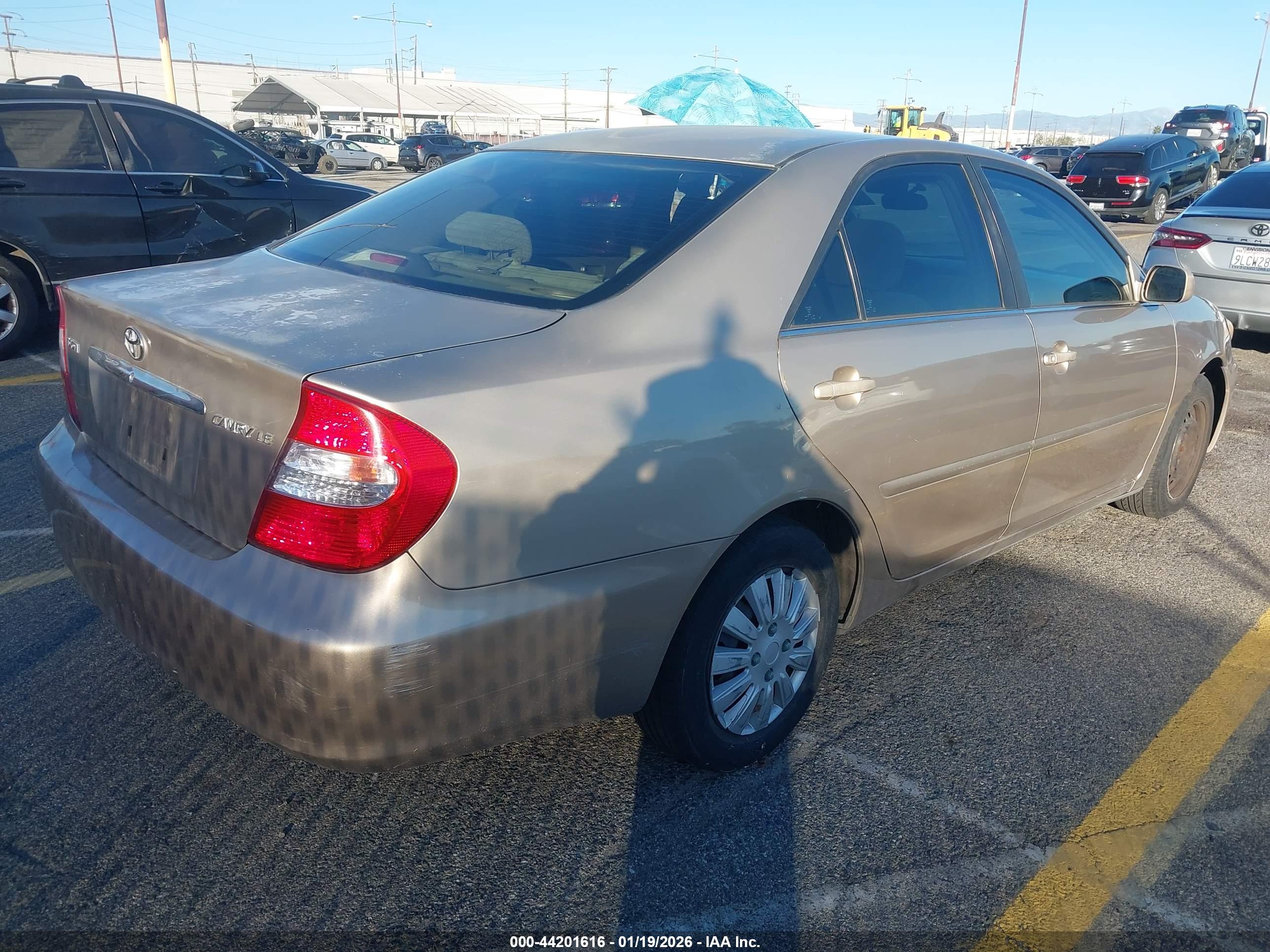 TOYOTA CAMRY image 4