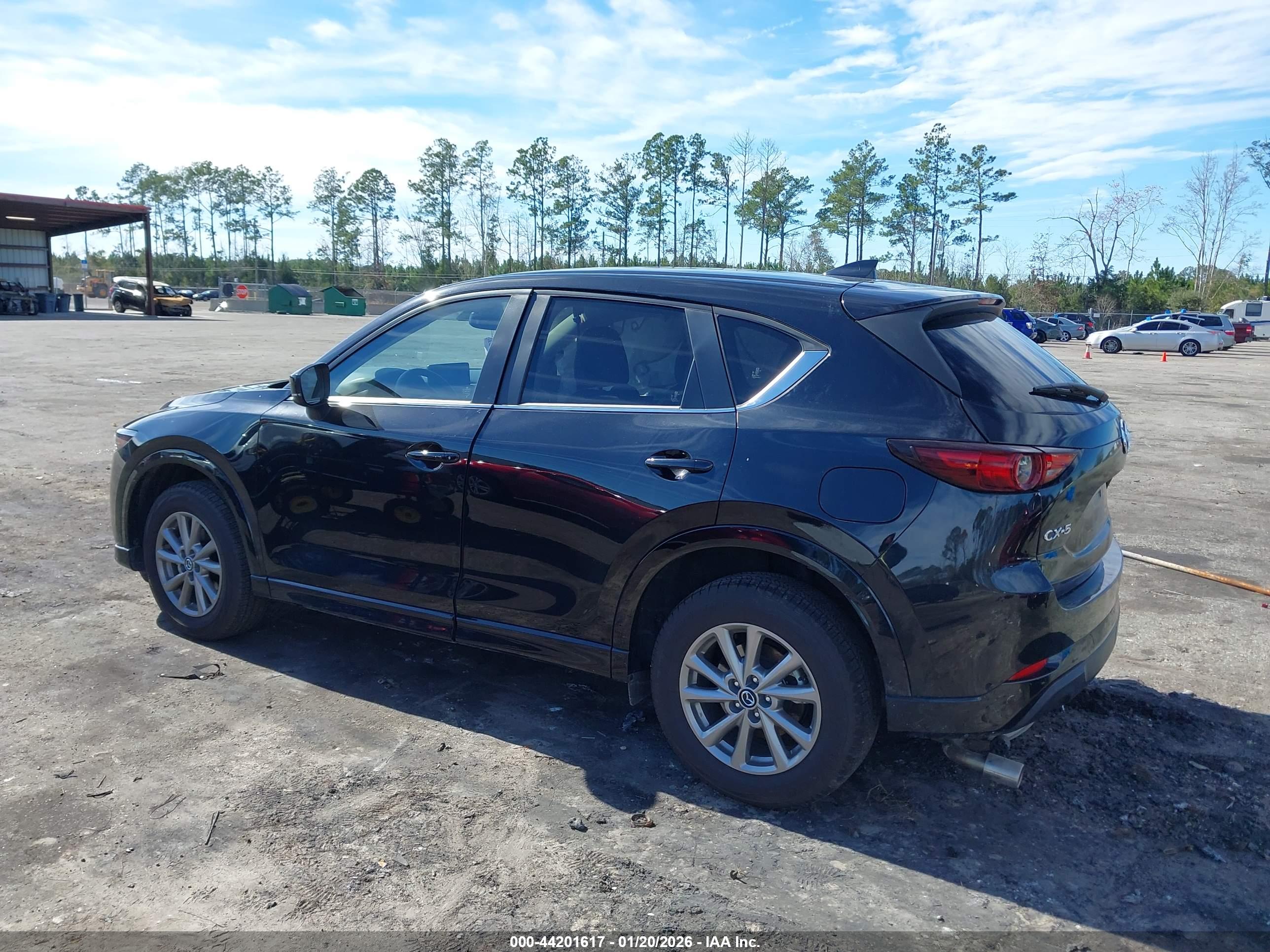 MAZDA CX-5 image 3