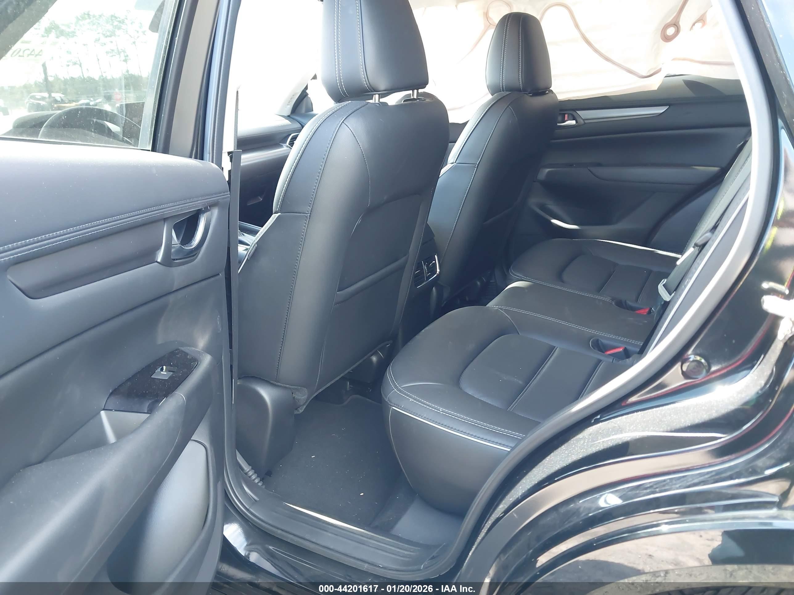 MAZDA CX-5 image 8
