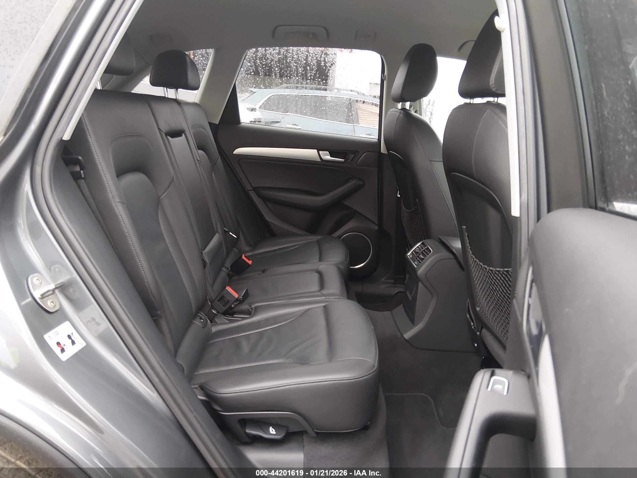 AUDI Q5 image 8