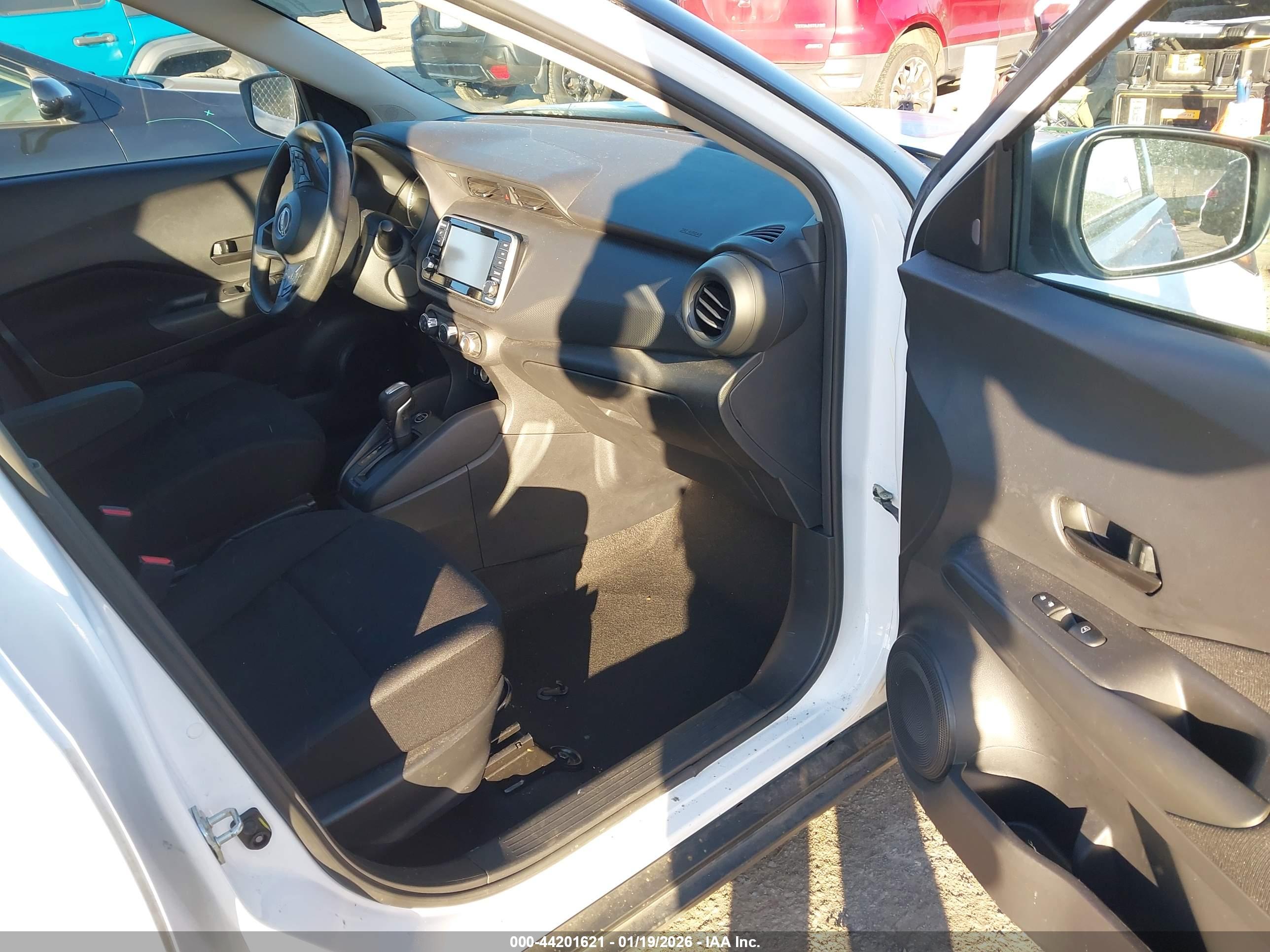 NISSAN KICKS image 5