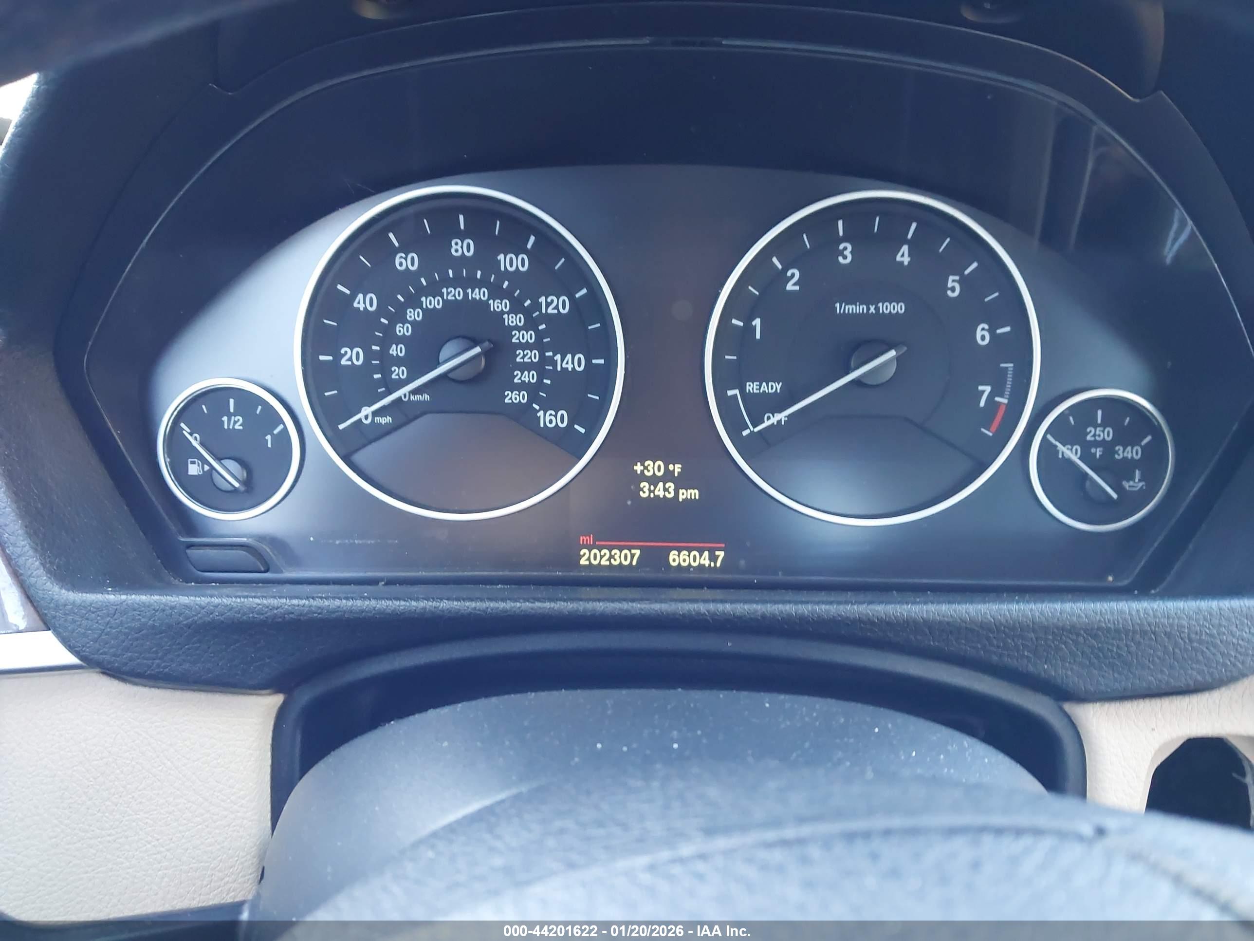 BMW 328I image 7