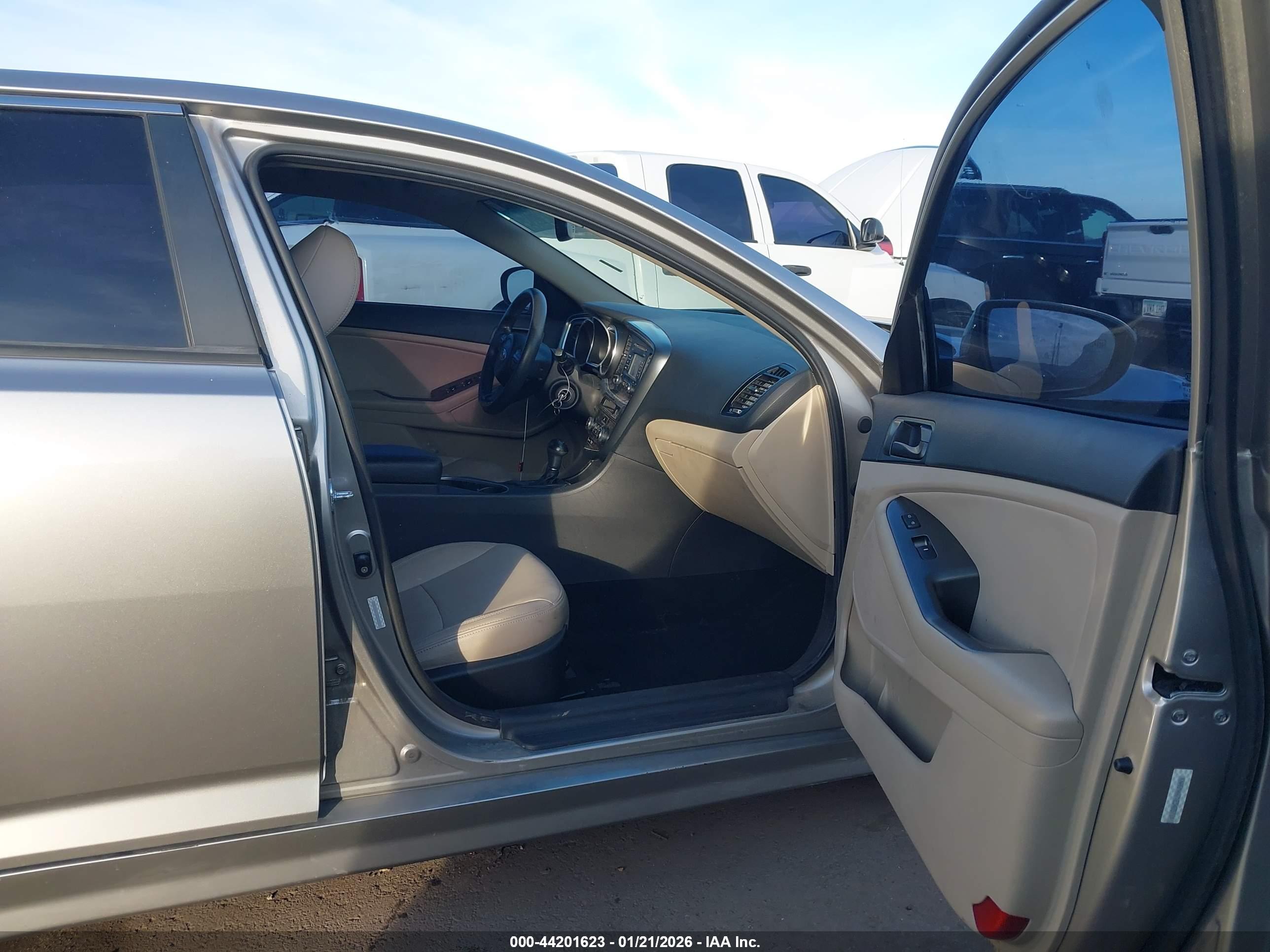 KIA OPTIMA image 5