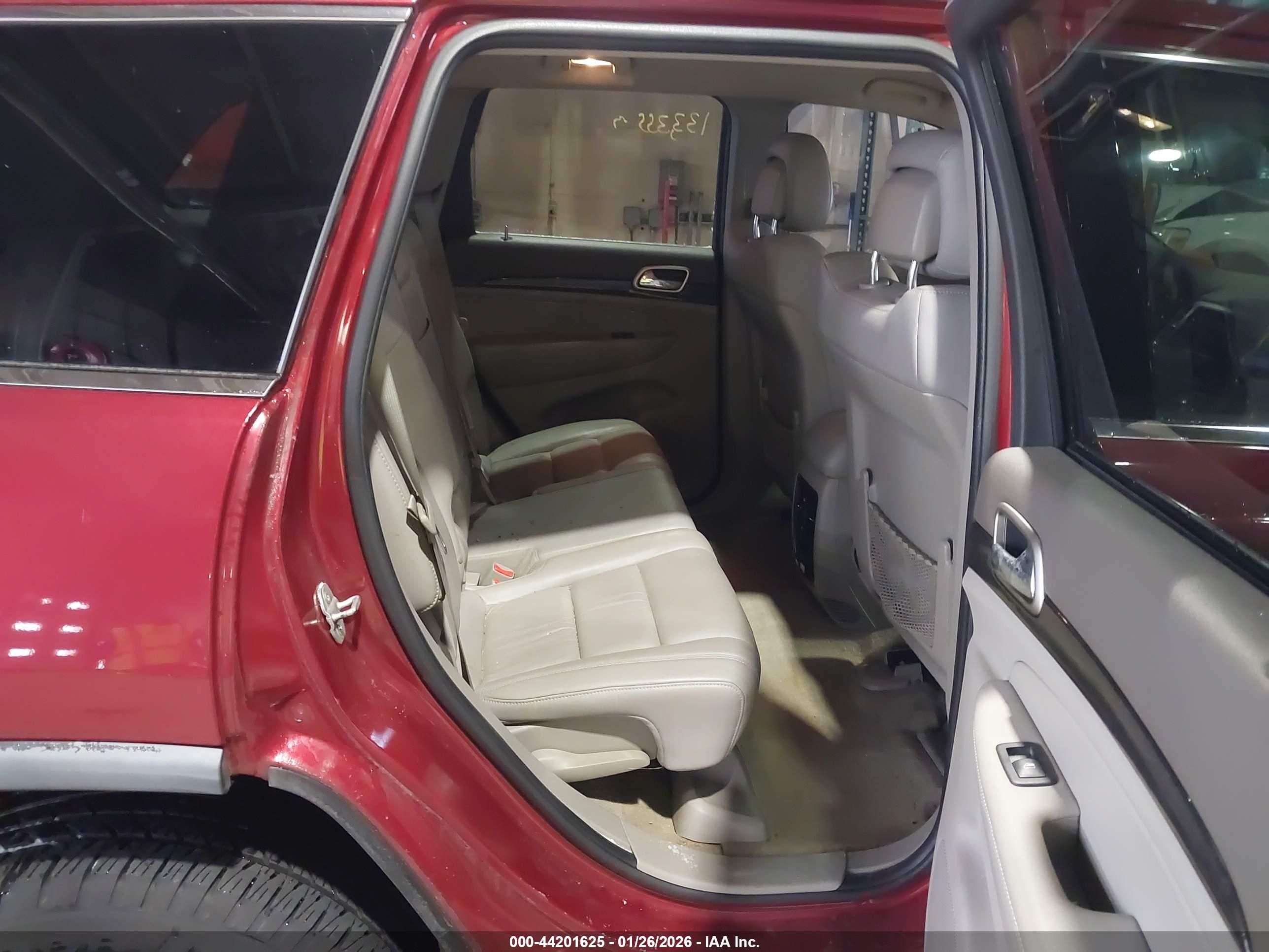 JEEP GRAND image 8