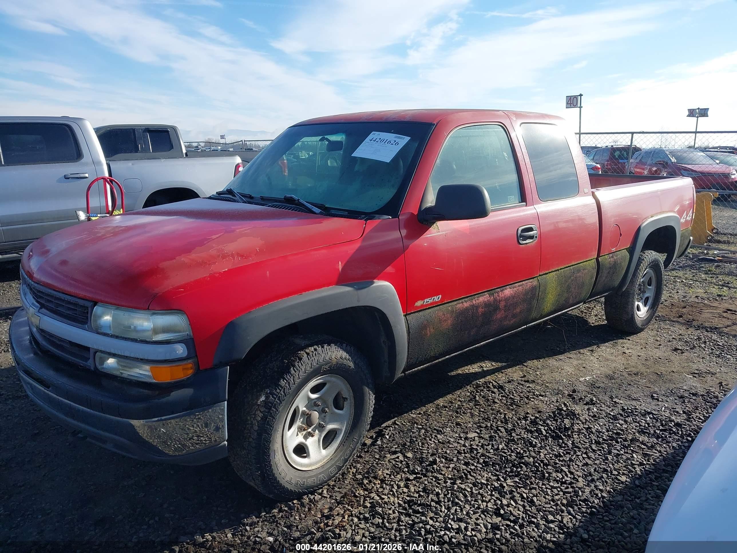 CHEVROLET SILVERADO image 2