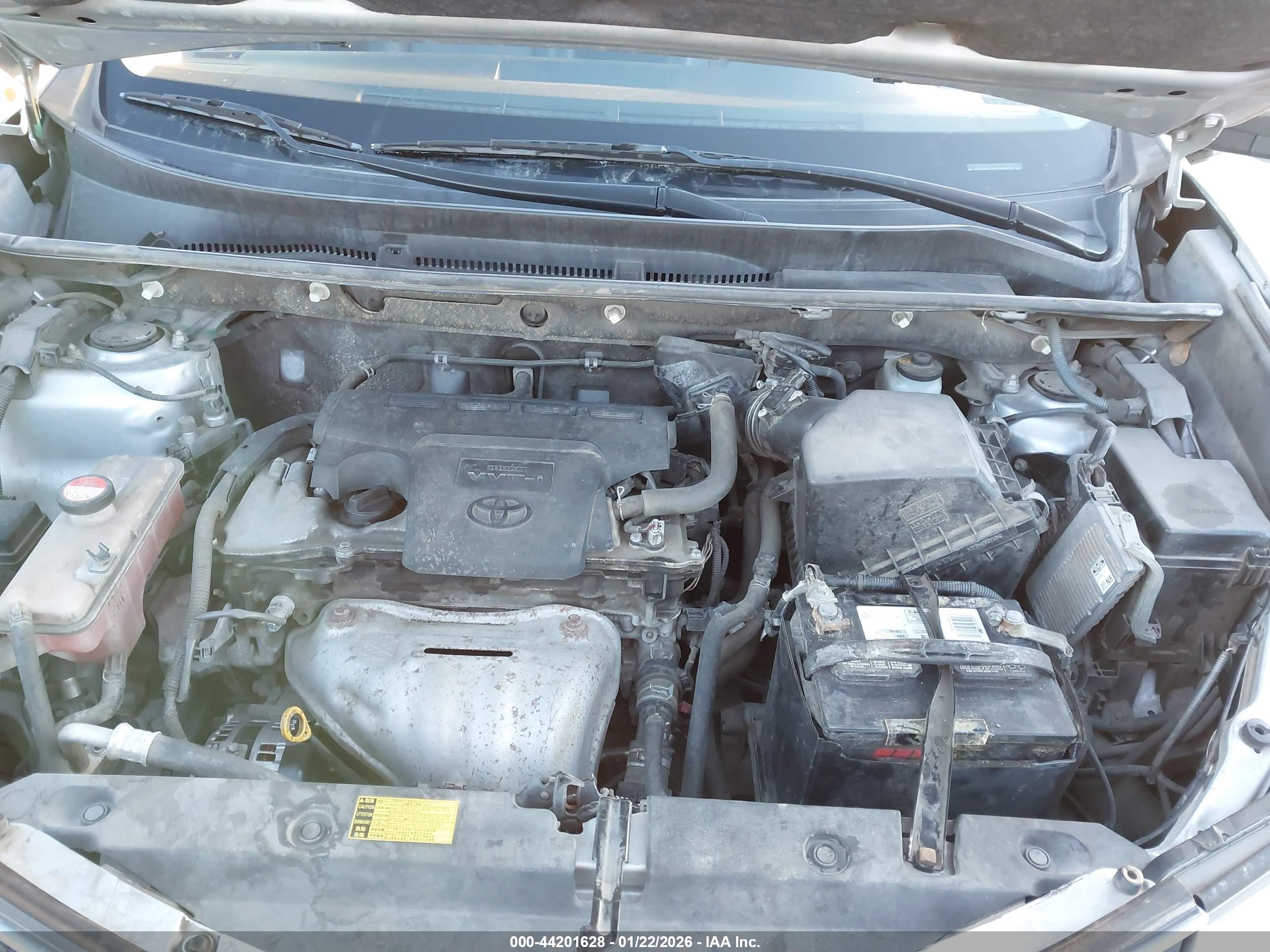 TOYOTA RAV4 image 10
