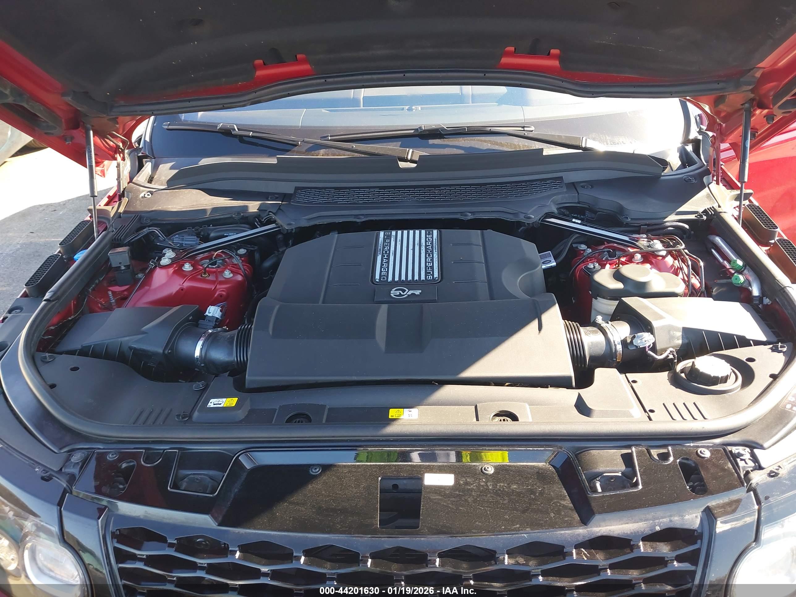 LAND ROVER image 10