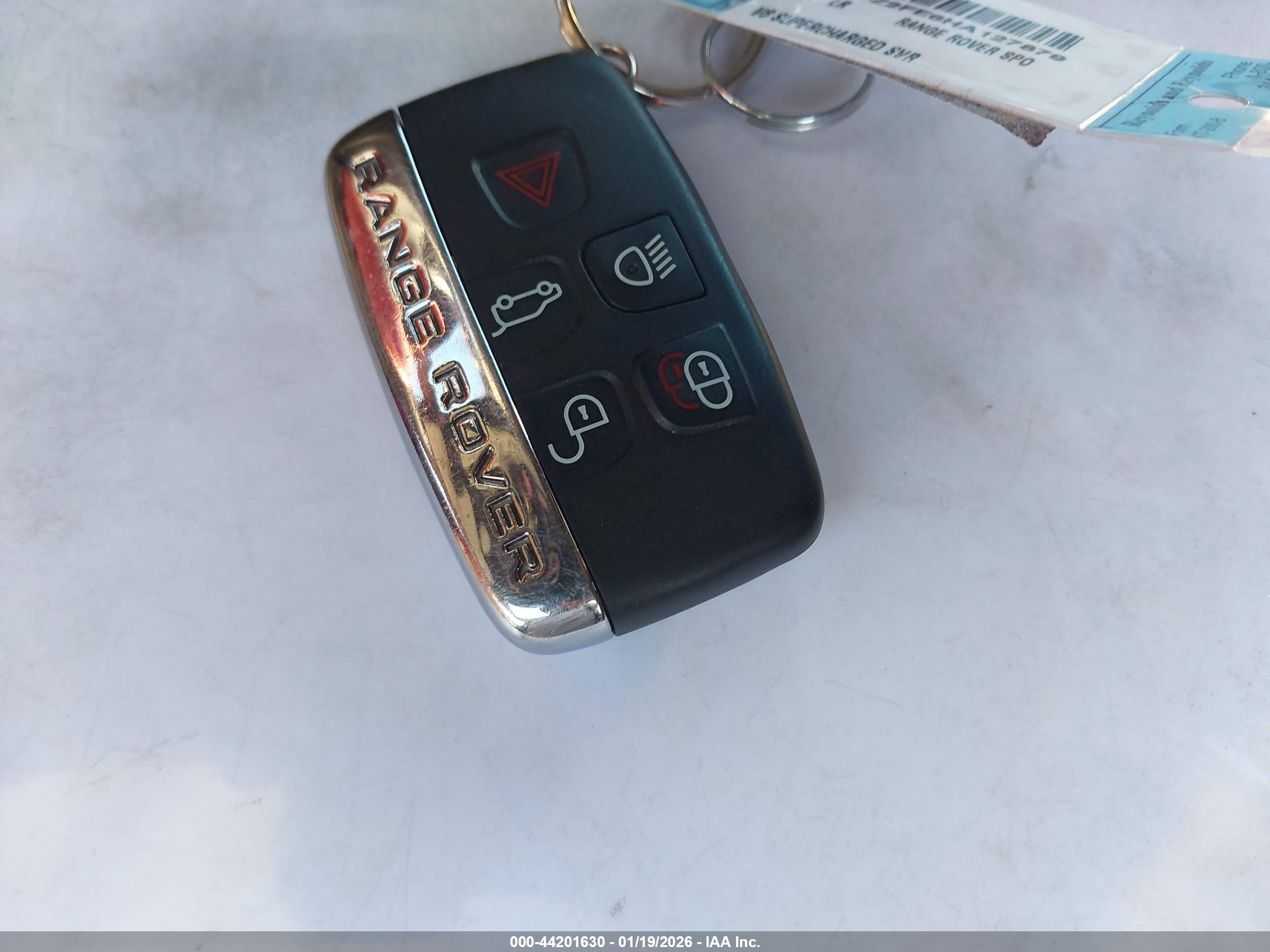 LAND ROVER image 11