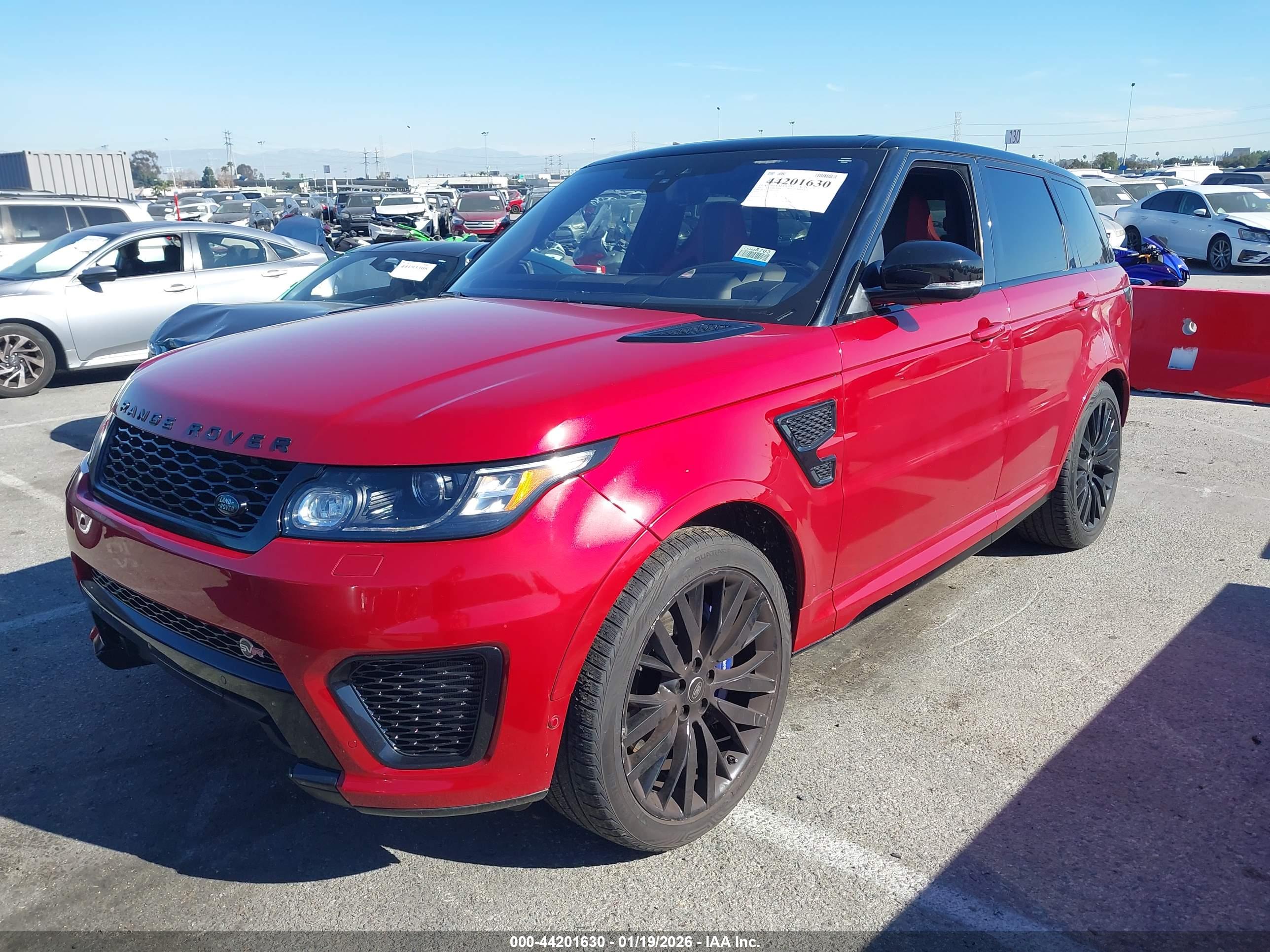 LAND ROVER image 2