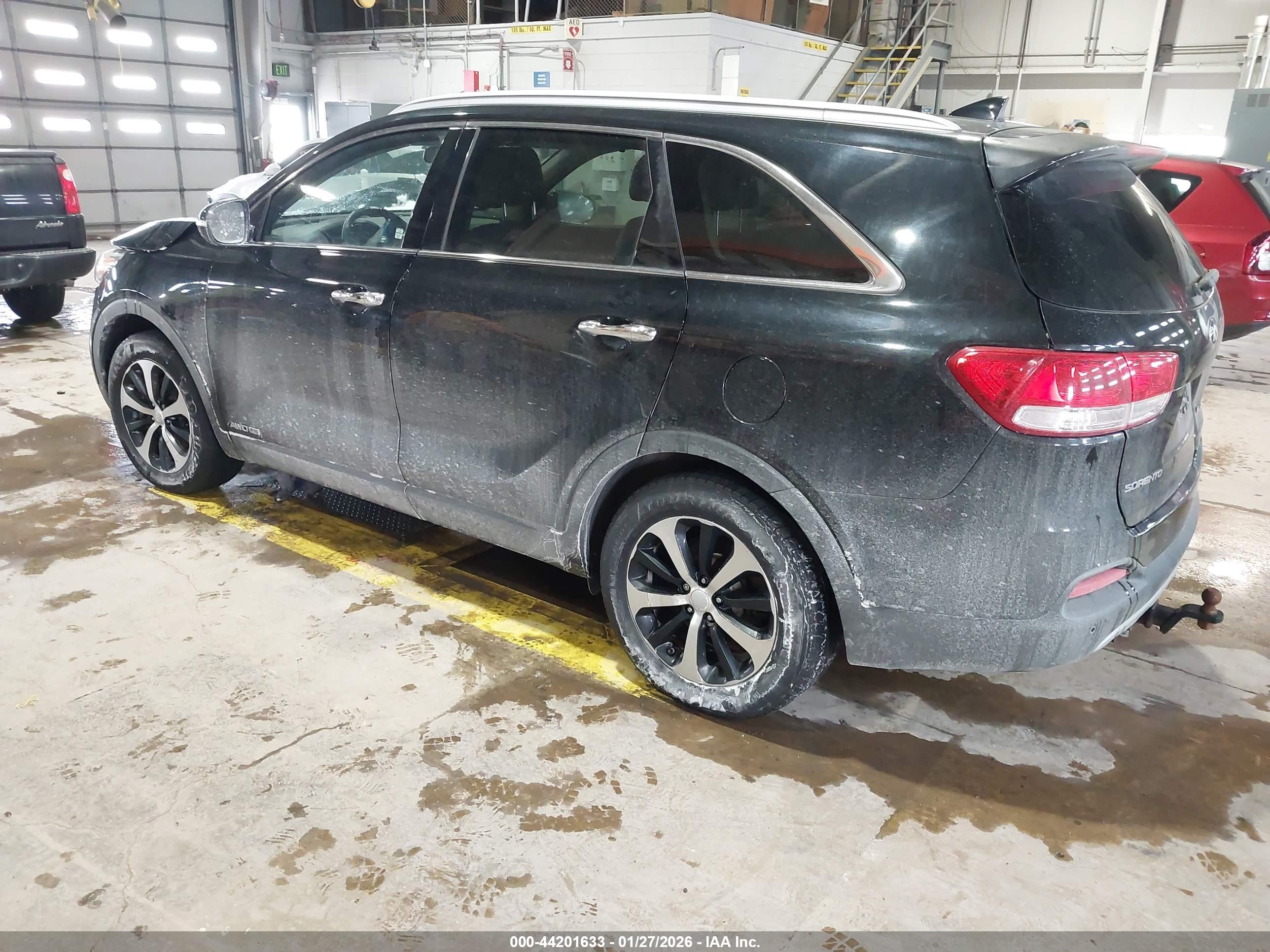 KIA SORENTO image 3