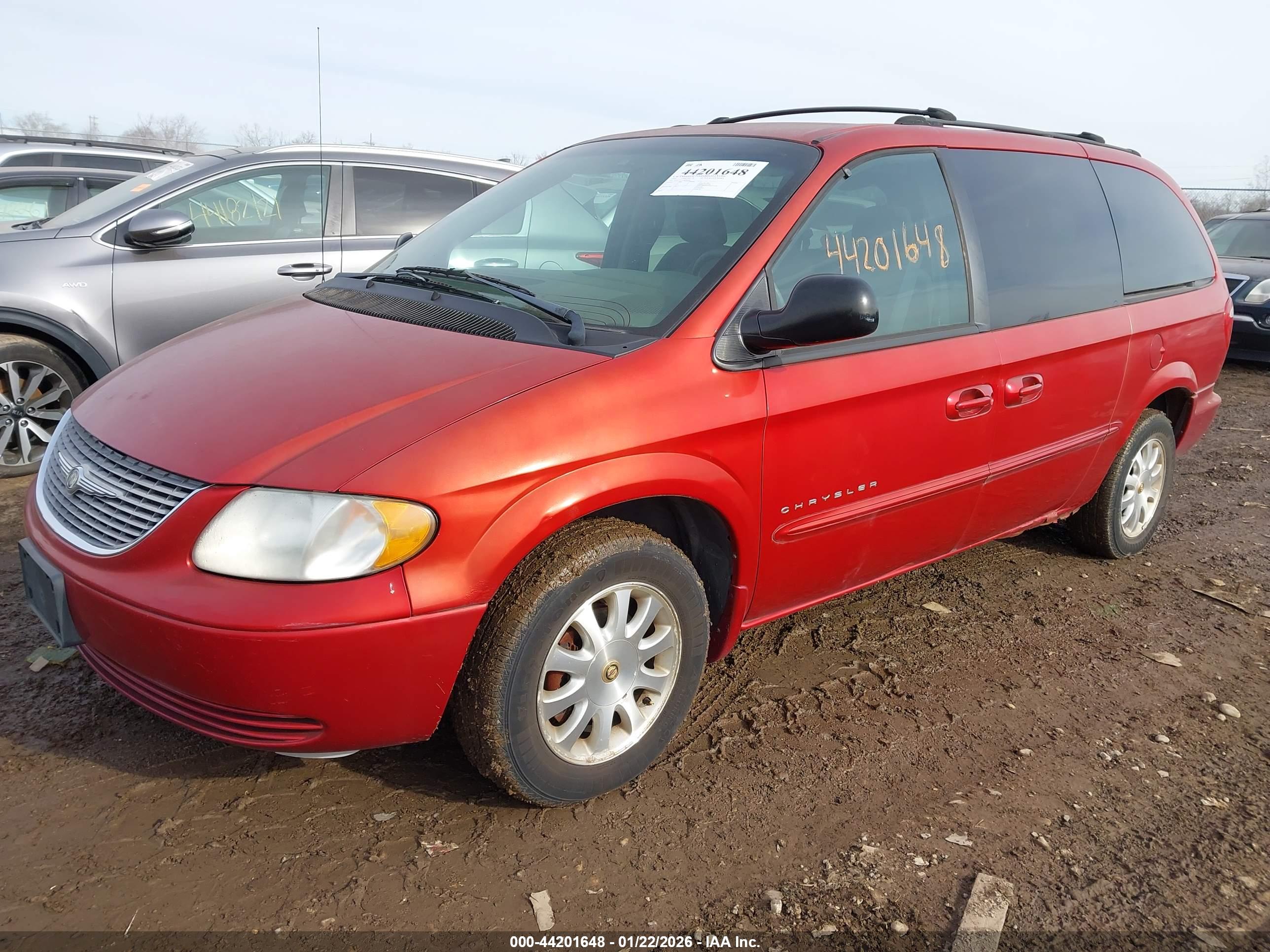CHRYSLER TOWN image 2