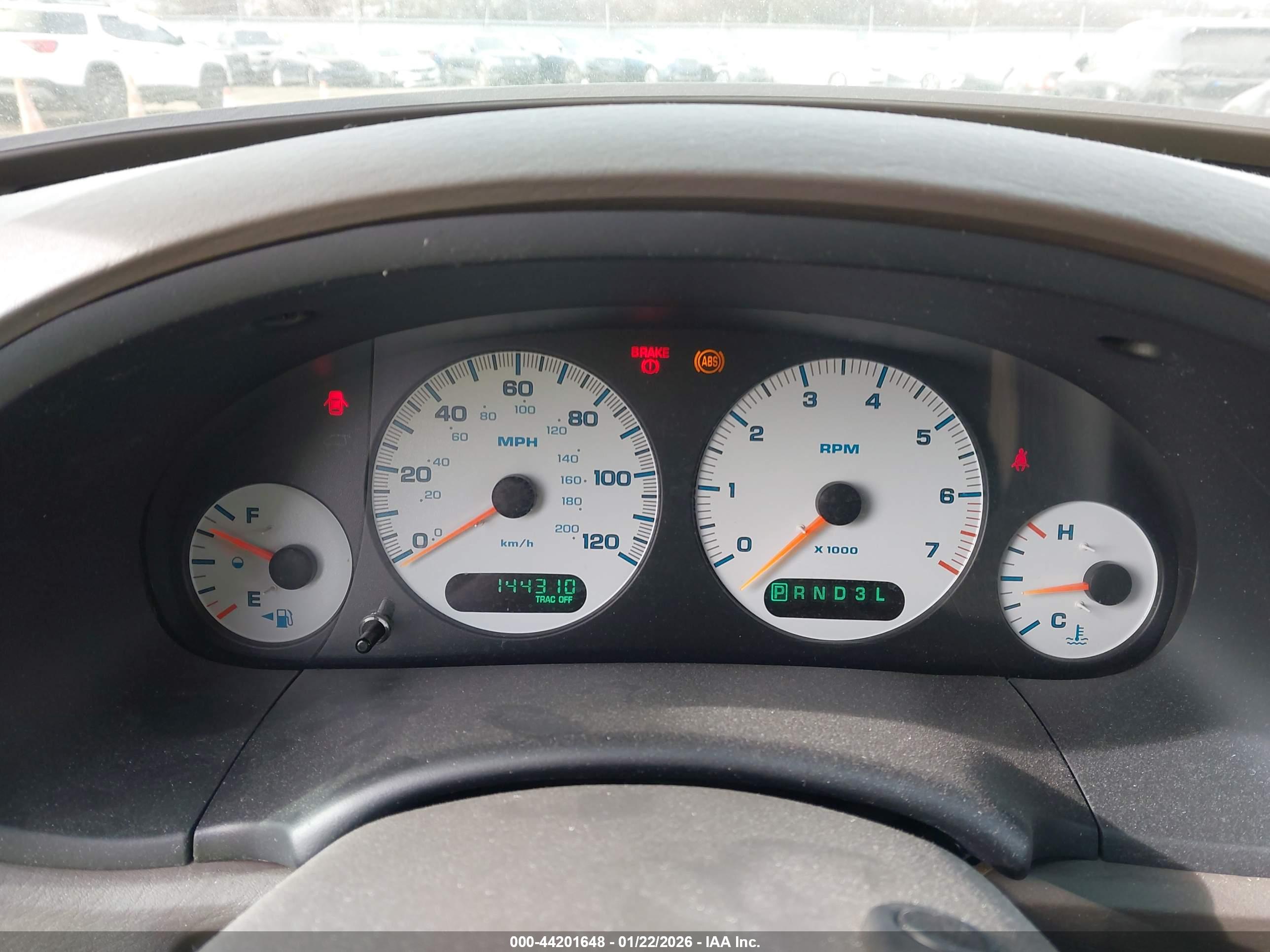 CHRYSLER TOWN image 7