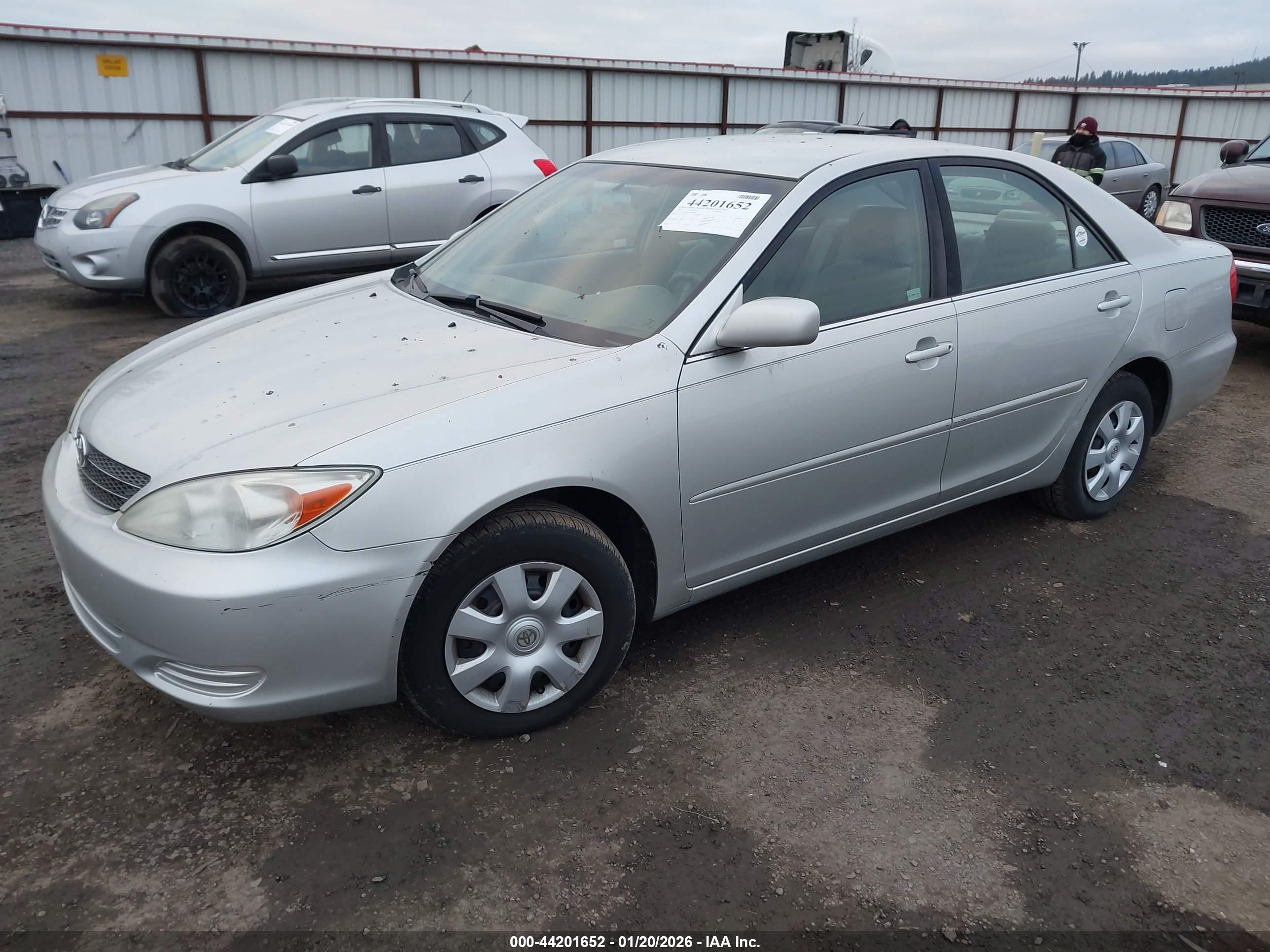 TOYOTA CAMRY image 2
