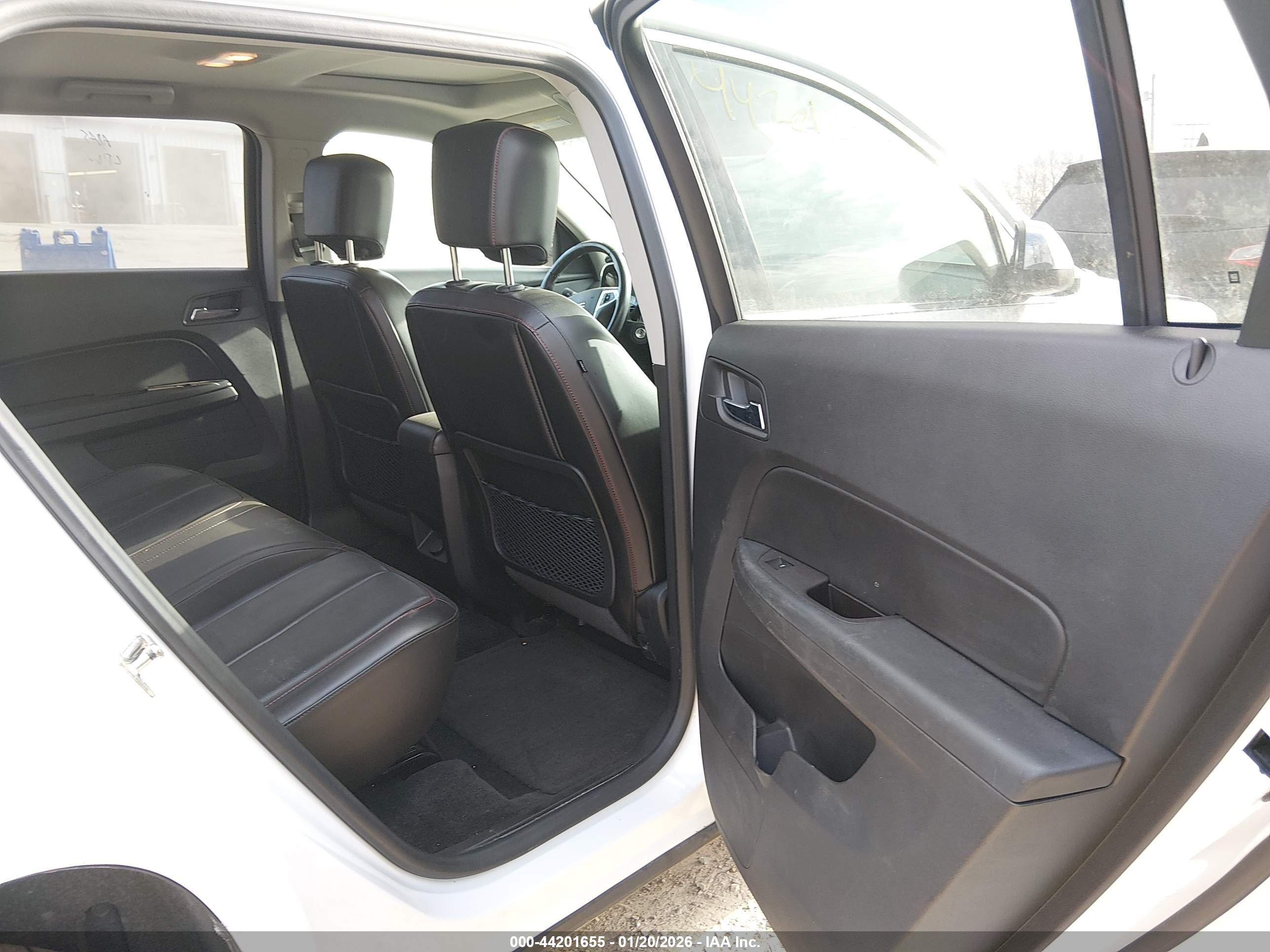 GMC TERRAIN image 8