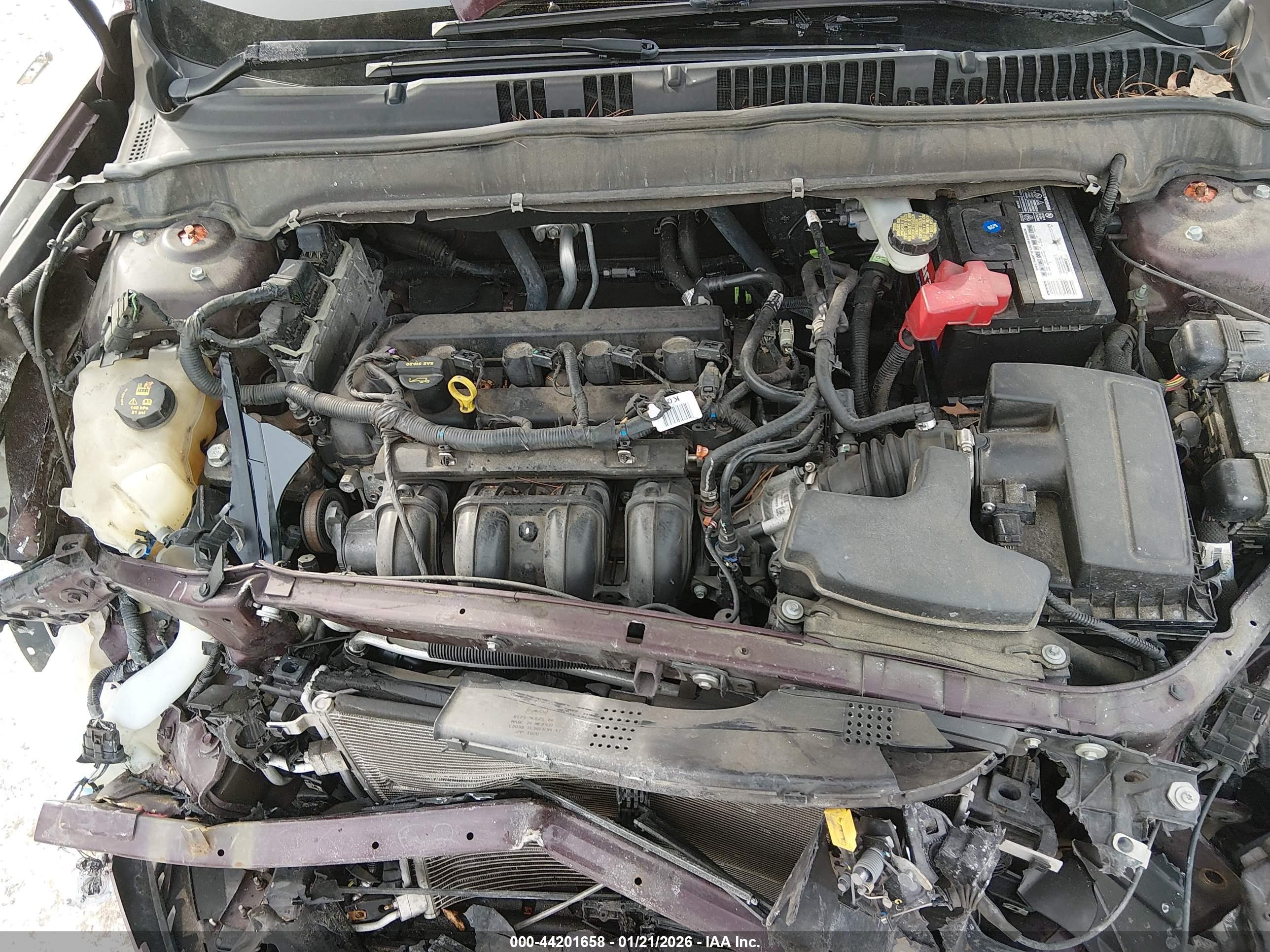 FORD FUSION image 10