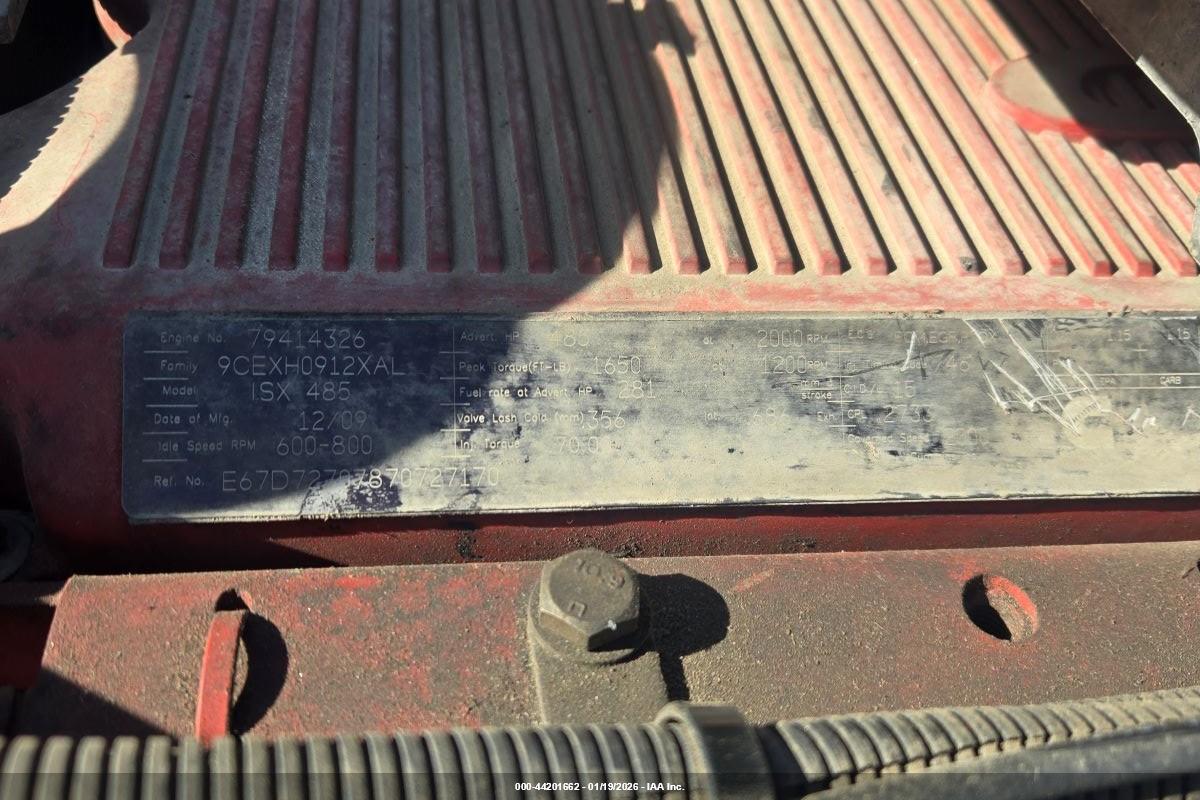 KENWORTH CONSTRUCTION image 9