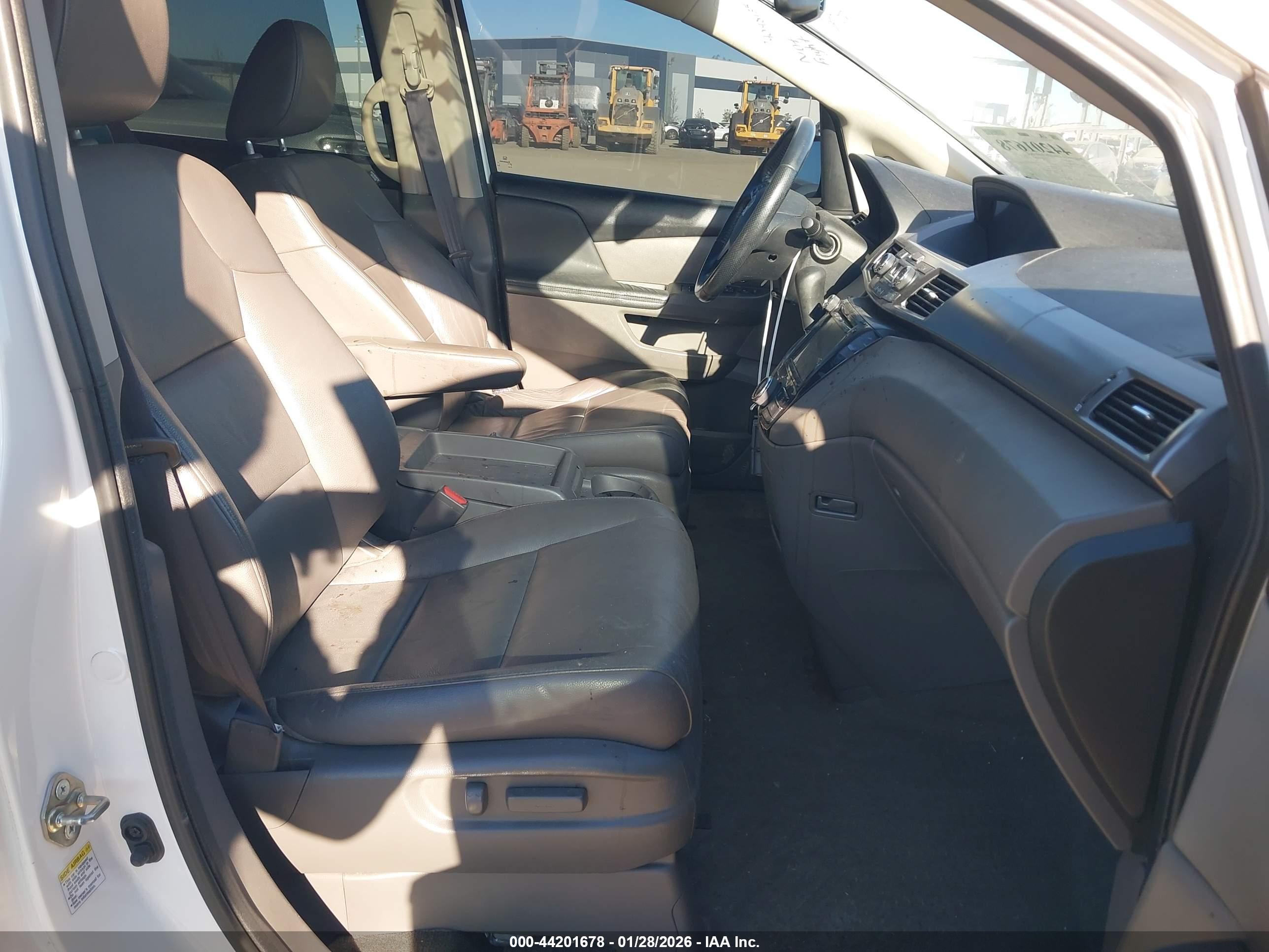 HONDA ODYSSEY image 5