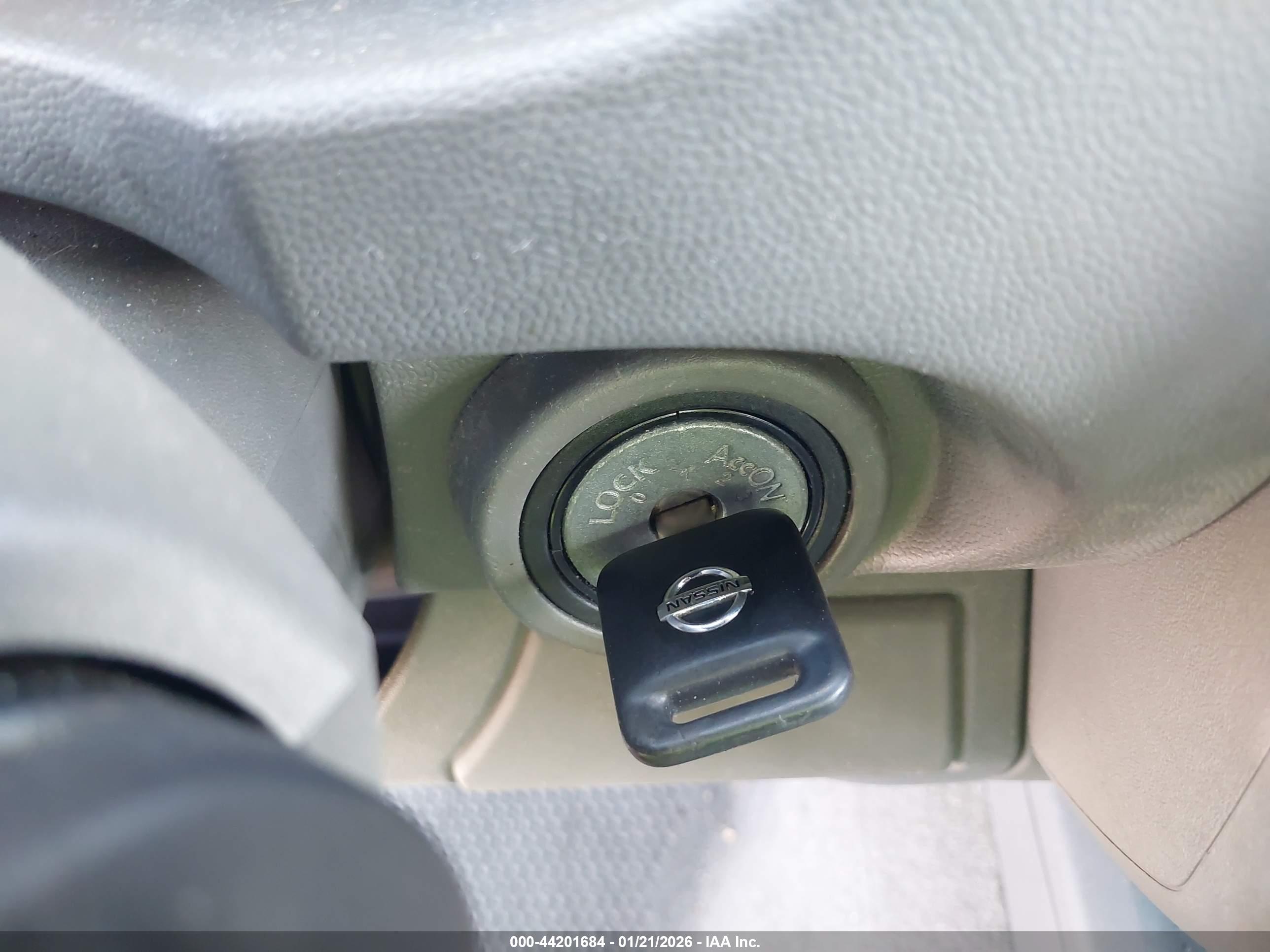 NISSAN FRONTIER image 11