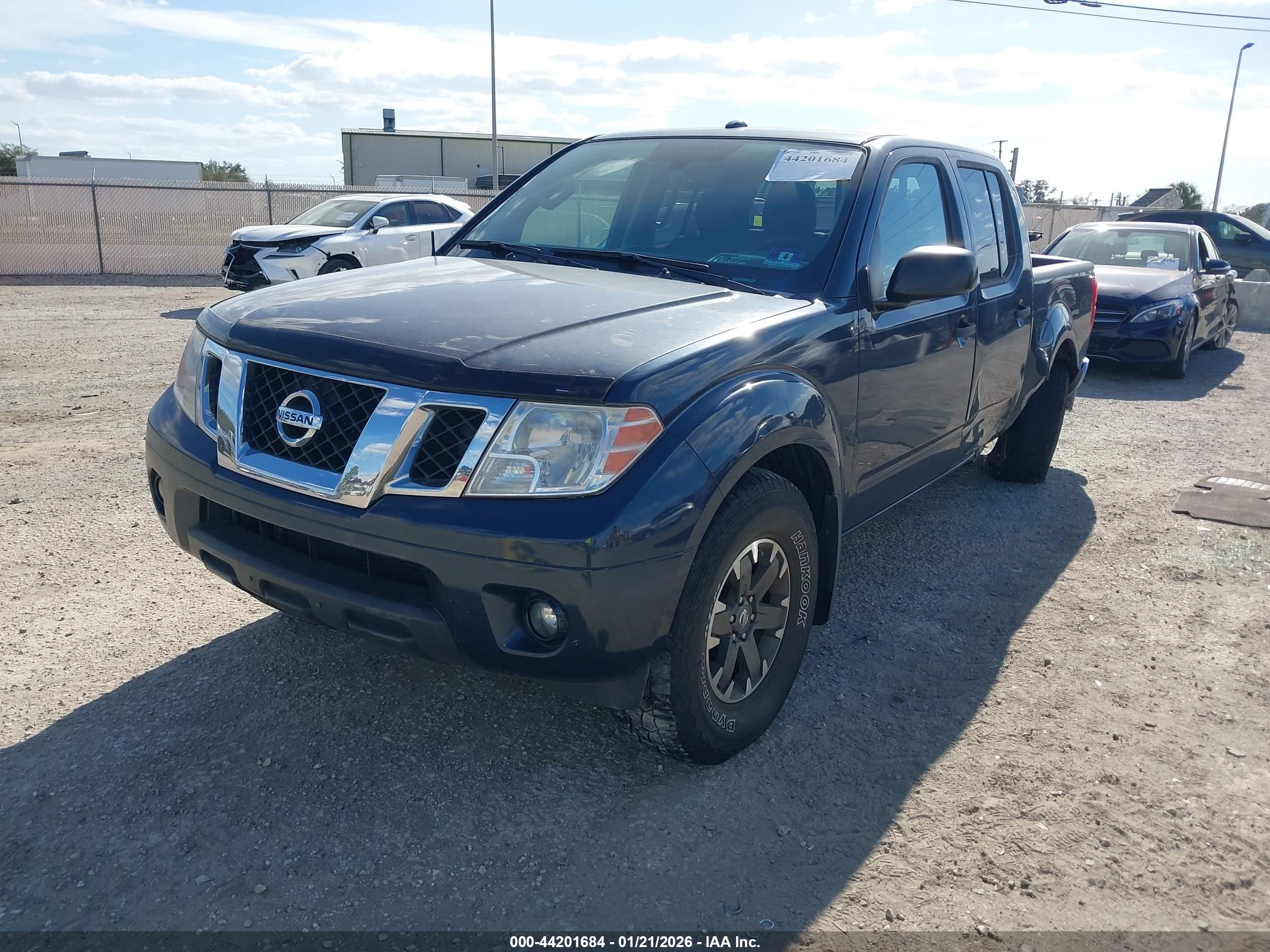 NISSAN FRONTIER image 2