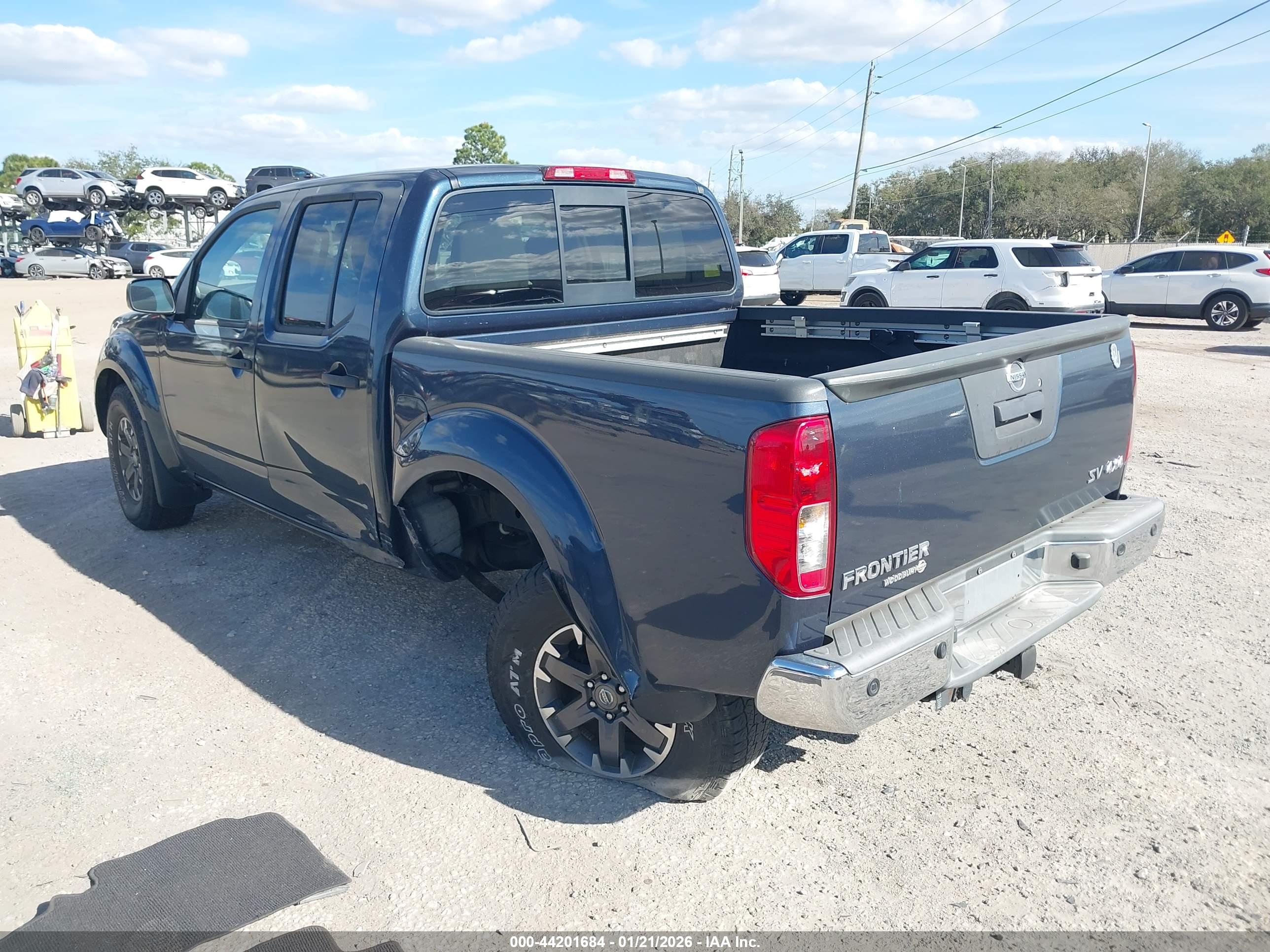 NISSAN FRONTIER image 3