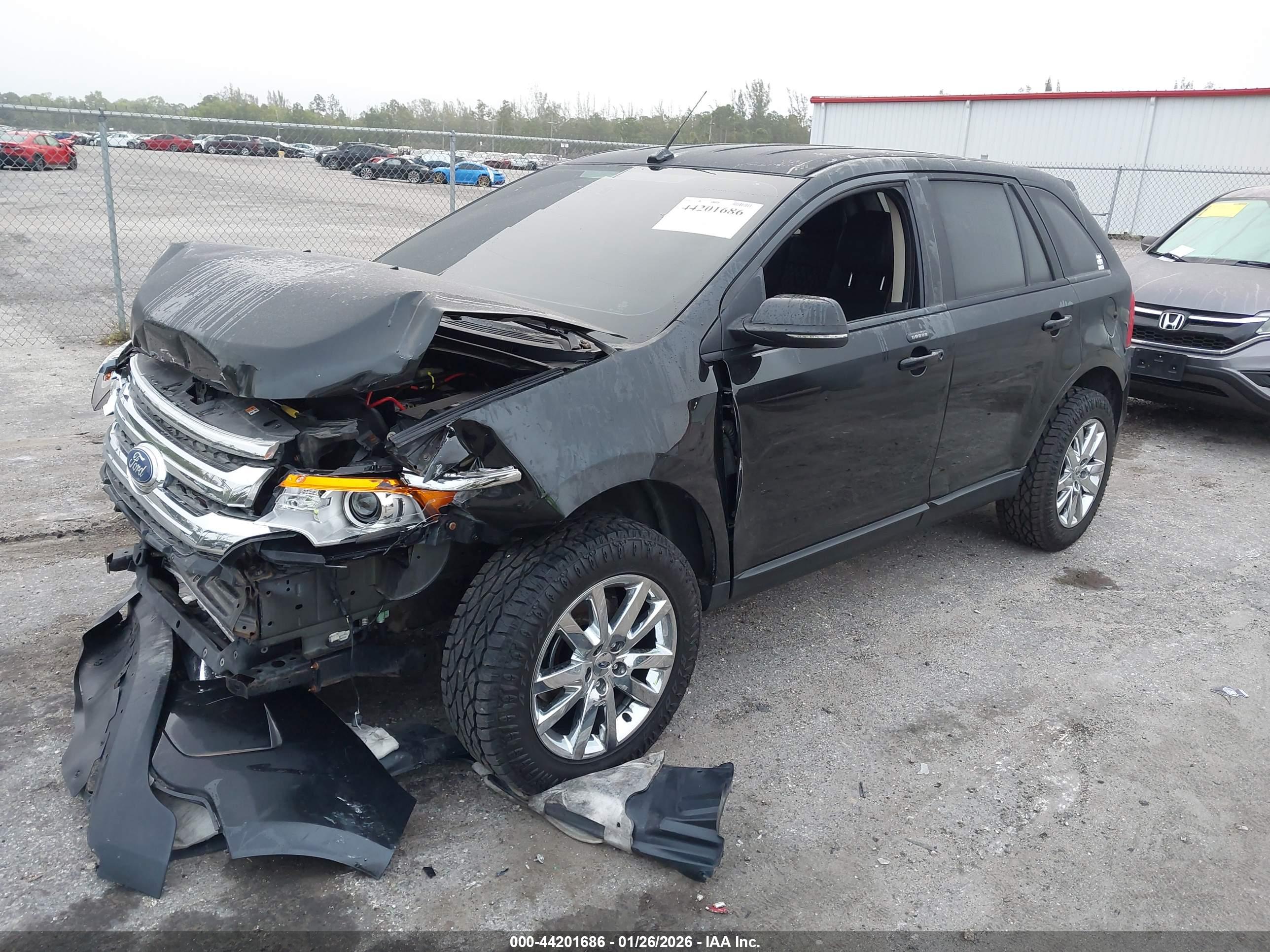 FORD EDGE image 2
