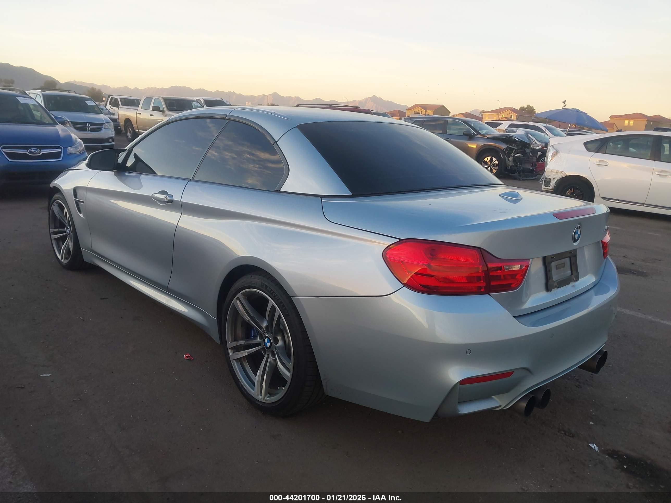 BMW M4 image 3