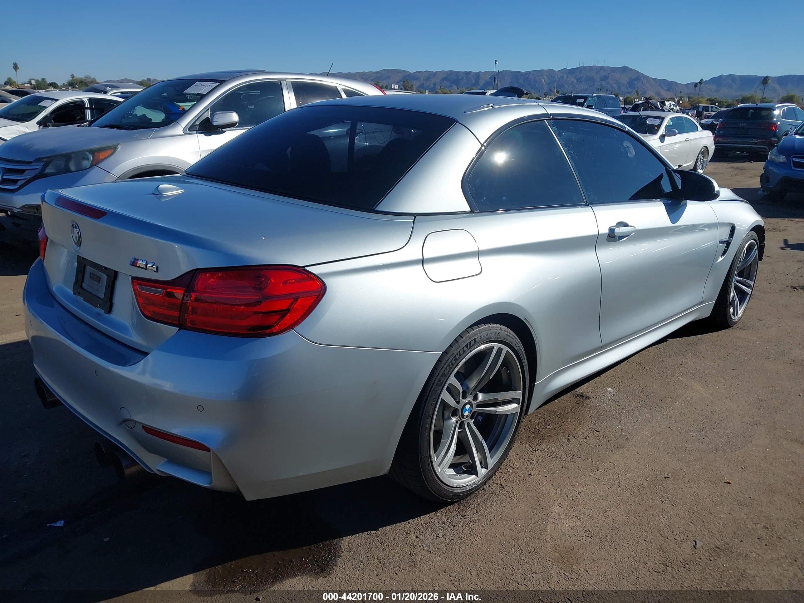 BMW M4 image 4