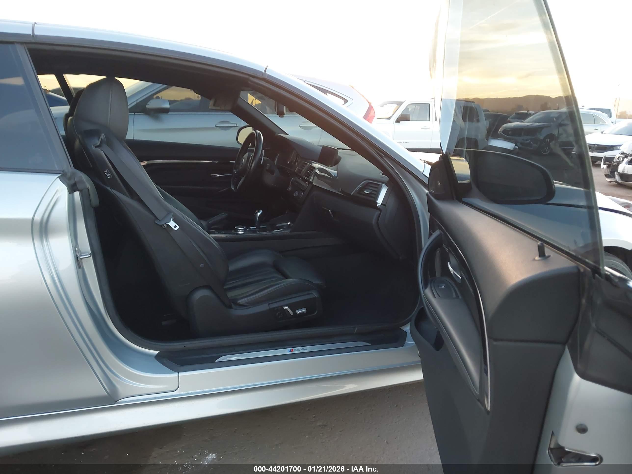 BMW M4 image 5