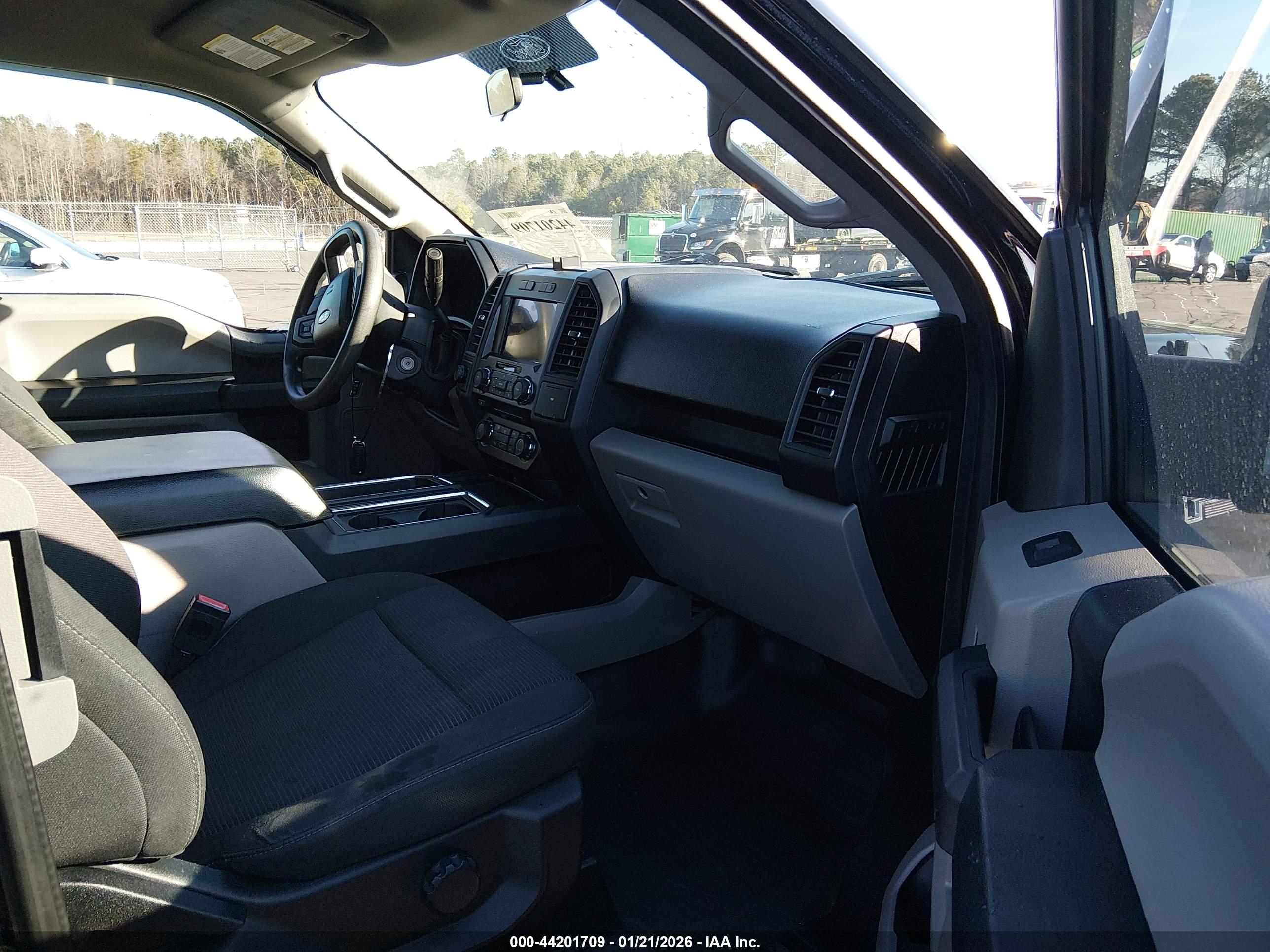 FORD F-150 image 5