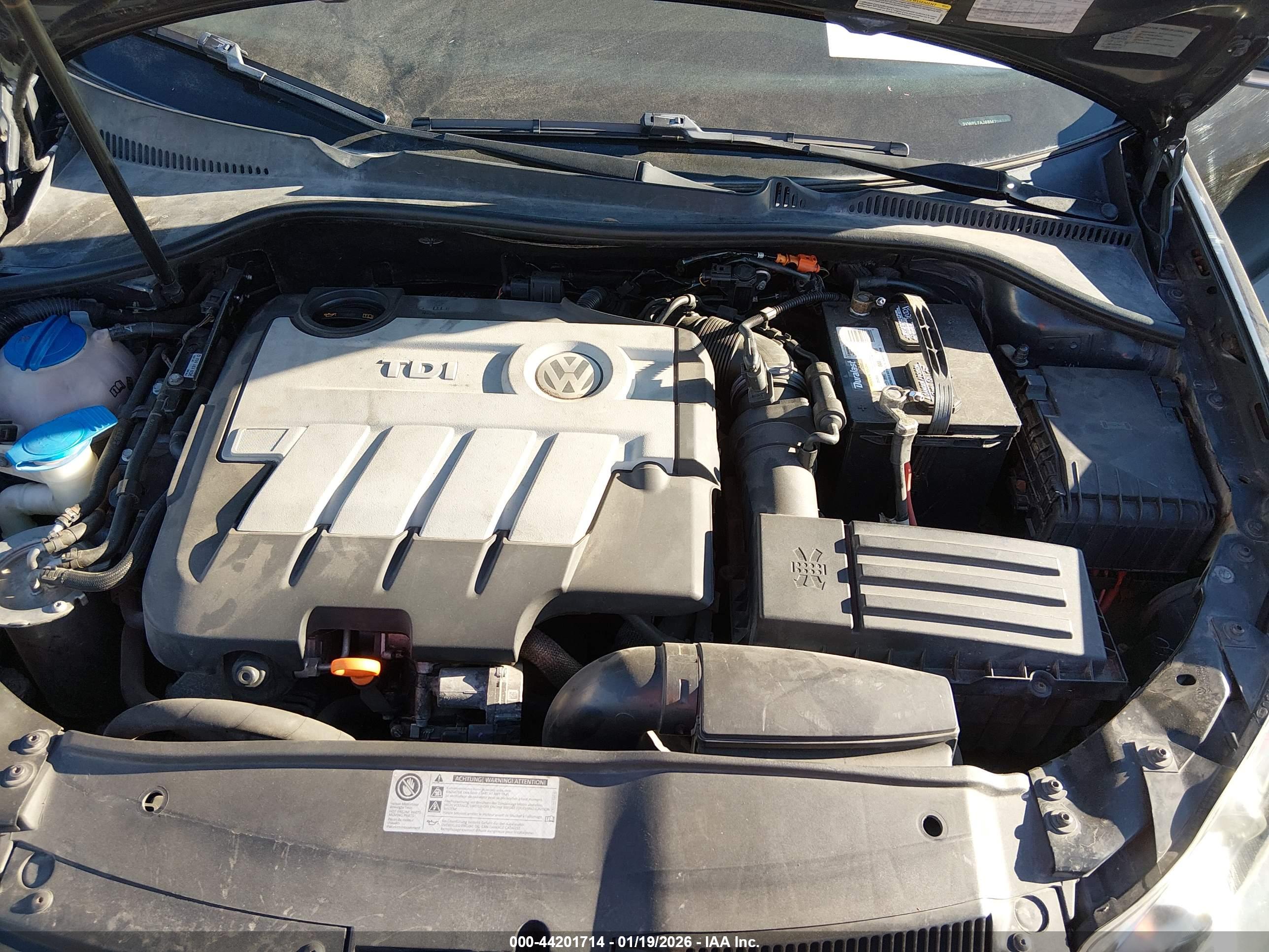 VOLKSWAGEN JETTA image 10