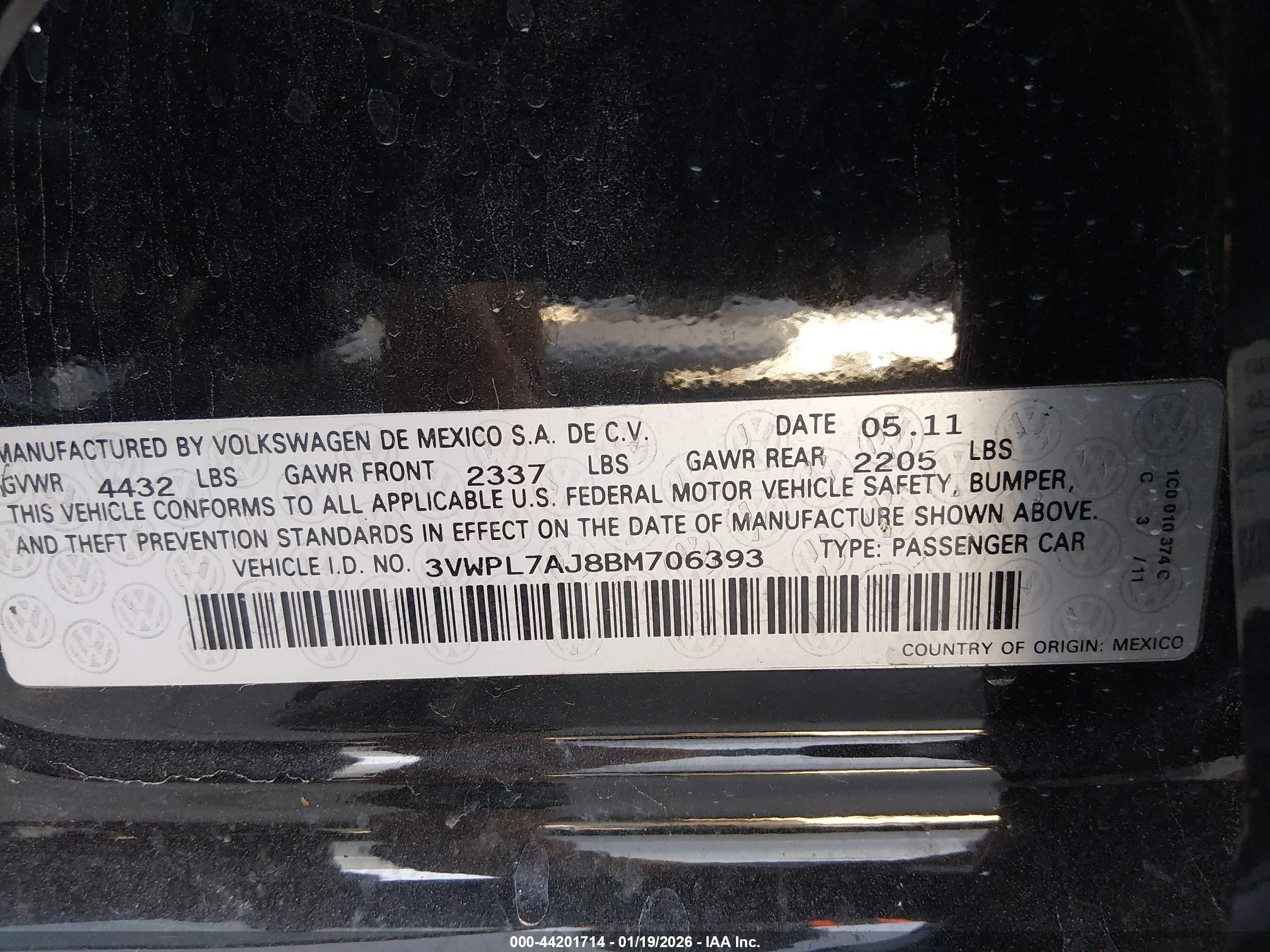 VOLKSWAGEN JETTA image 9