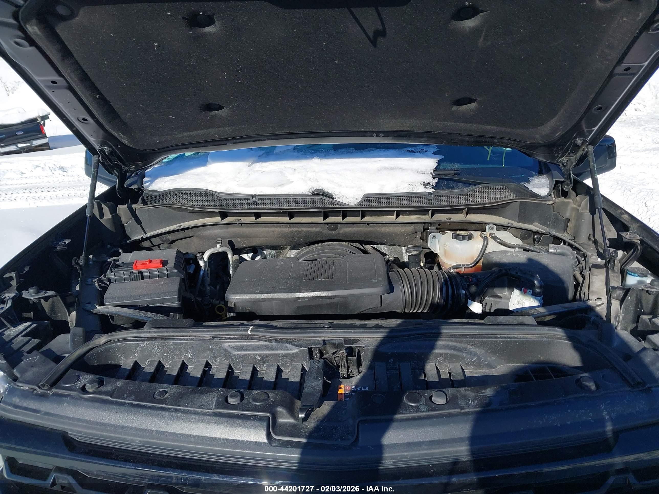 CHEVROLET SILVERADO image 10