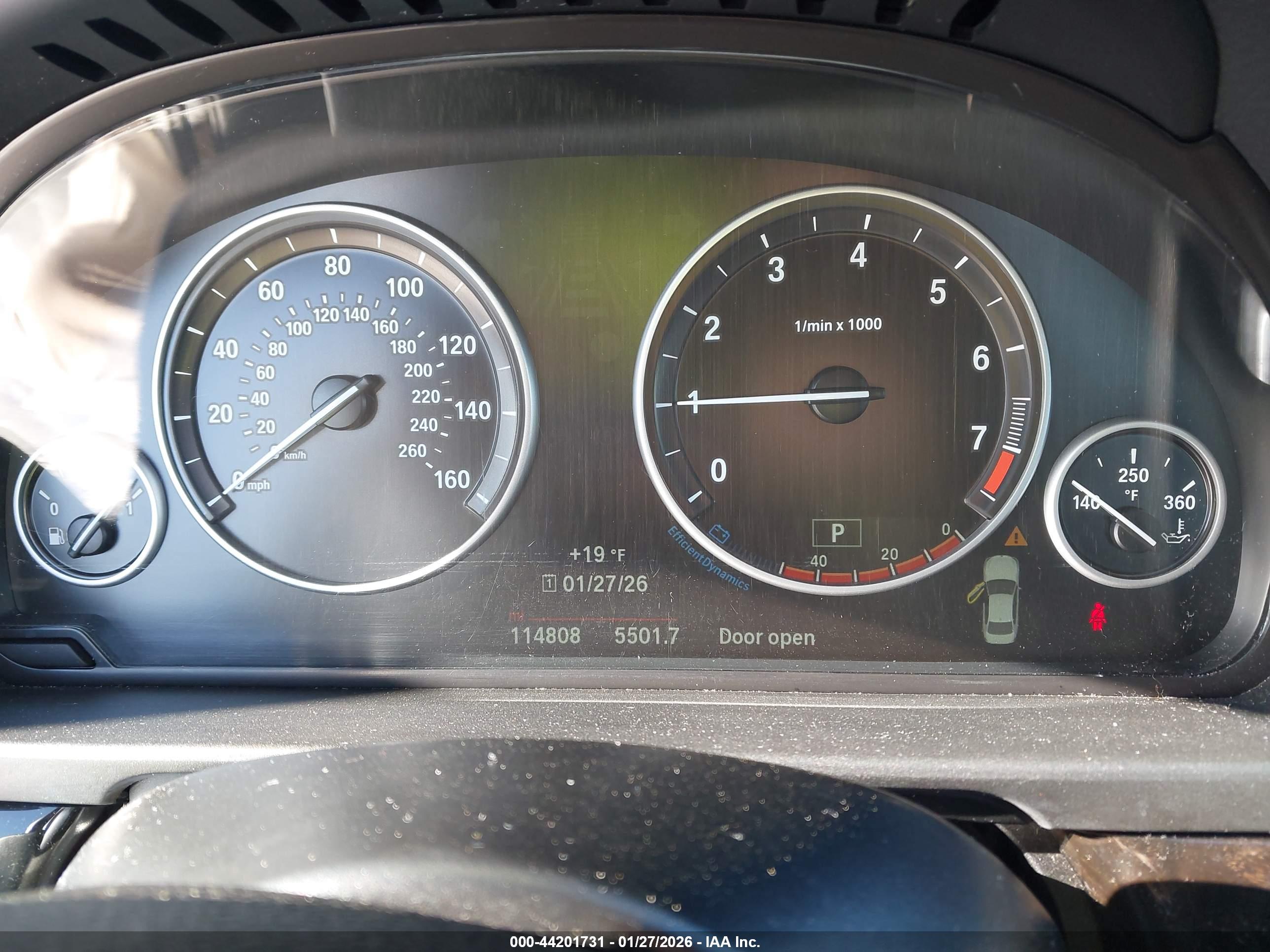 BMW 528I image 7