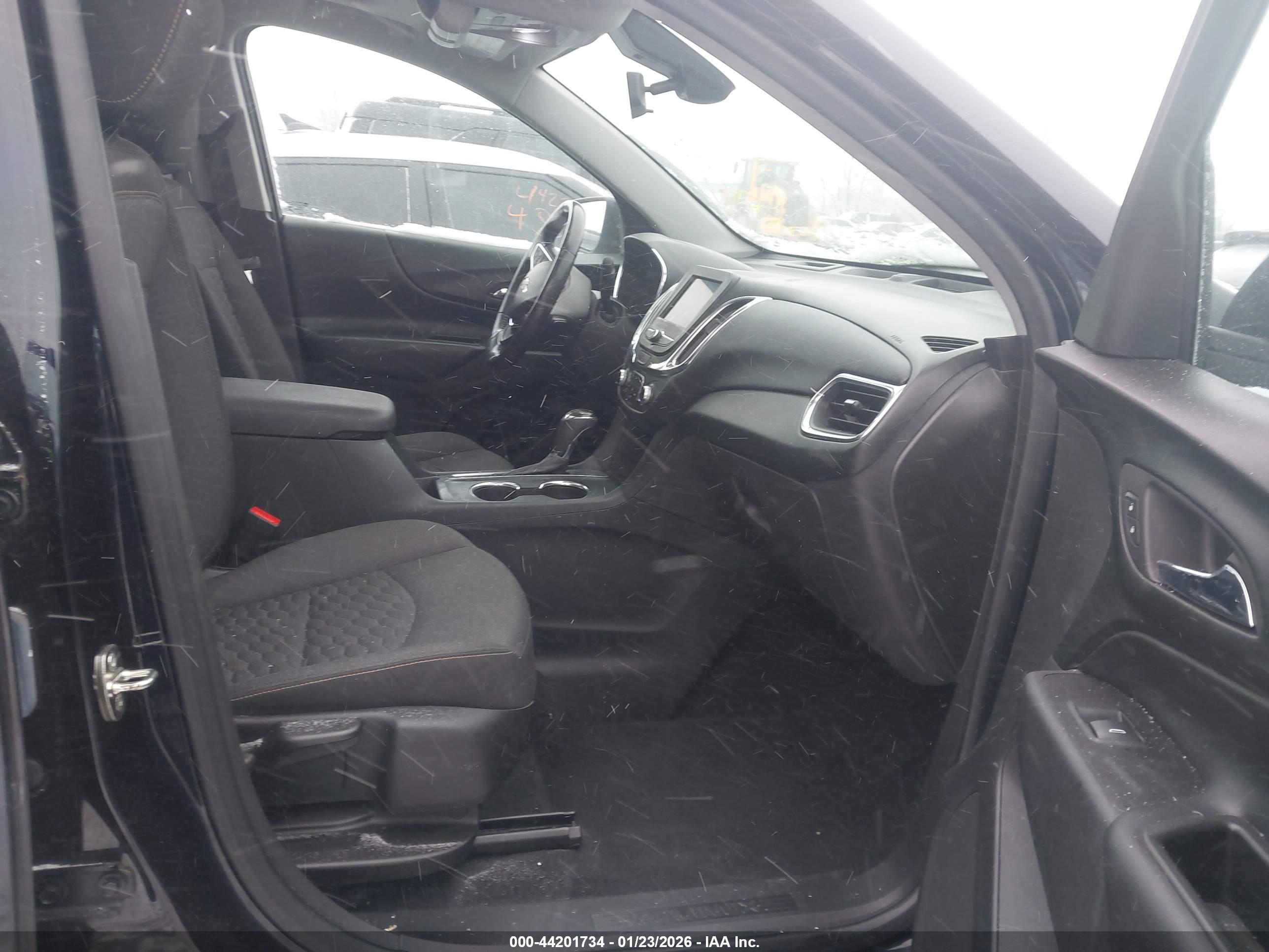 CHEVROLET EQUINOX image 5