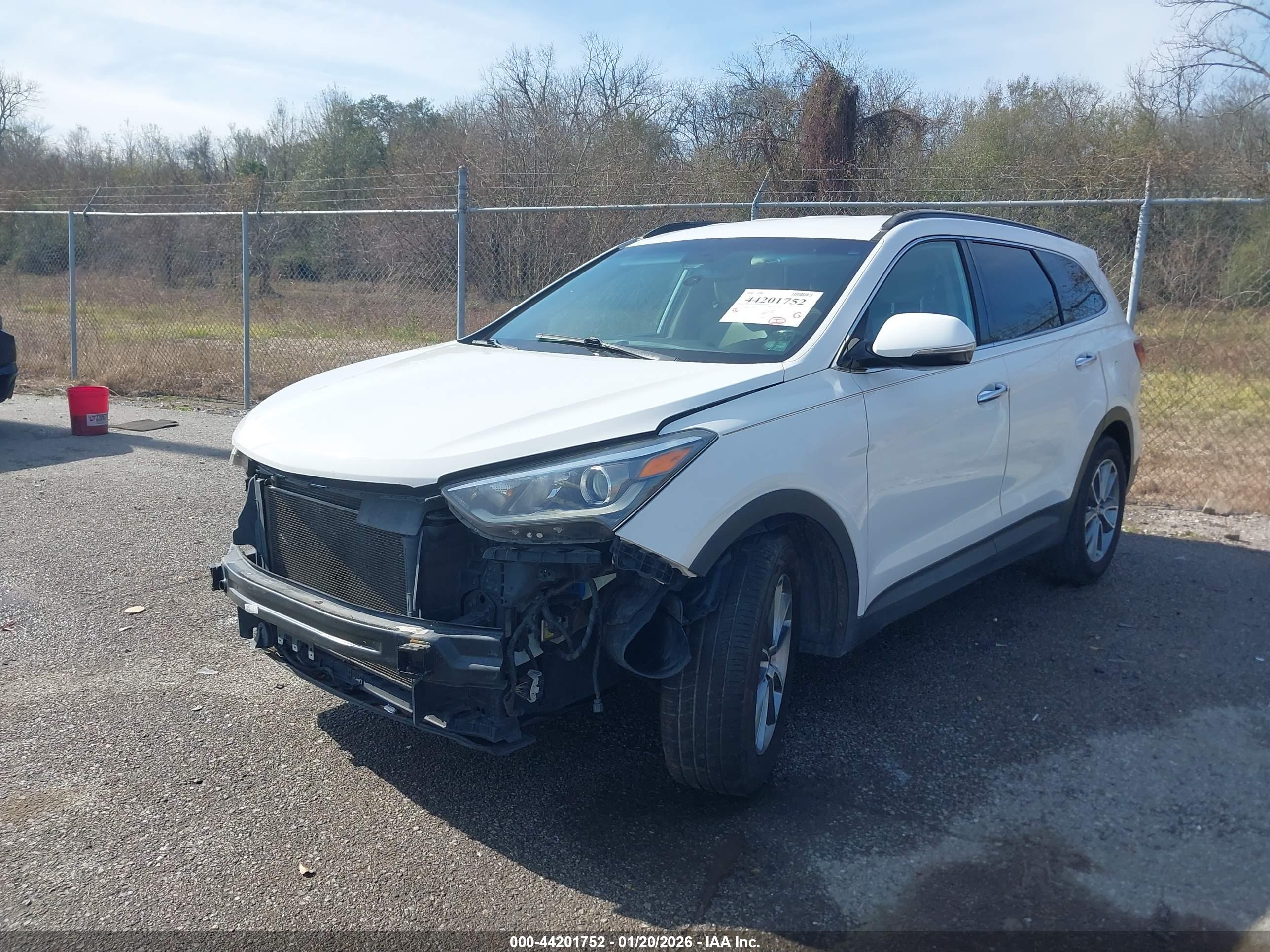 HYUNDAI SANTA image 2