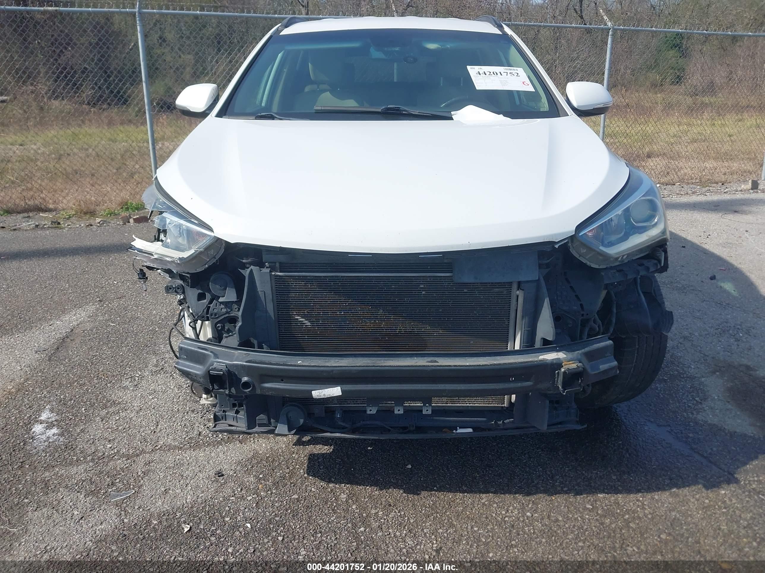 HYUNDAI SANTA image 6